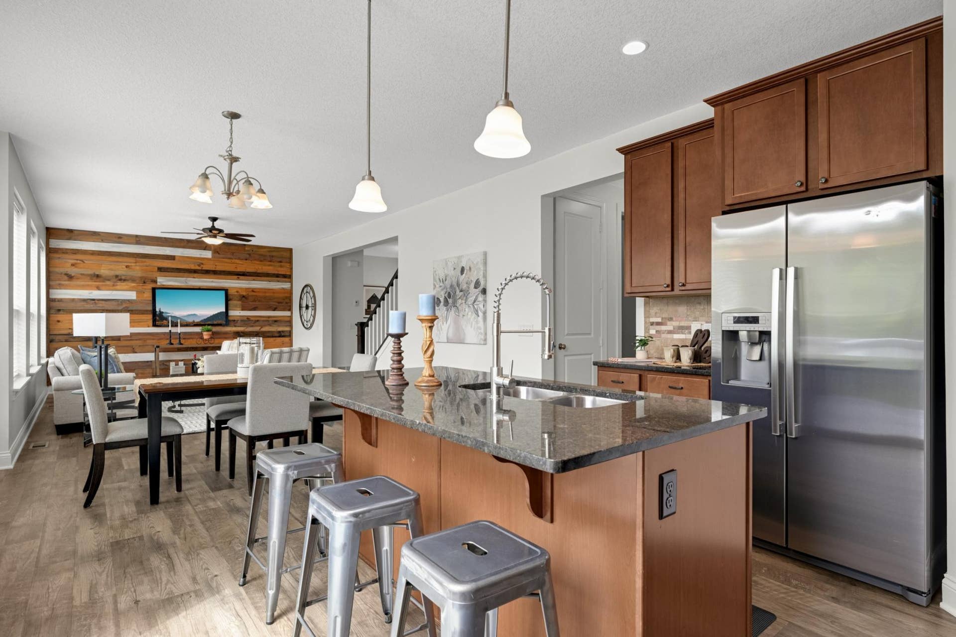 11779 Harvest Path, Woodbury, MN 55129