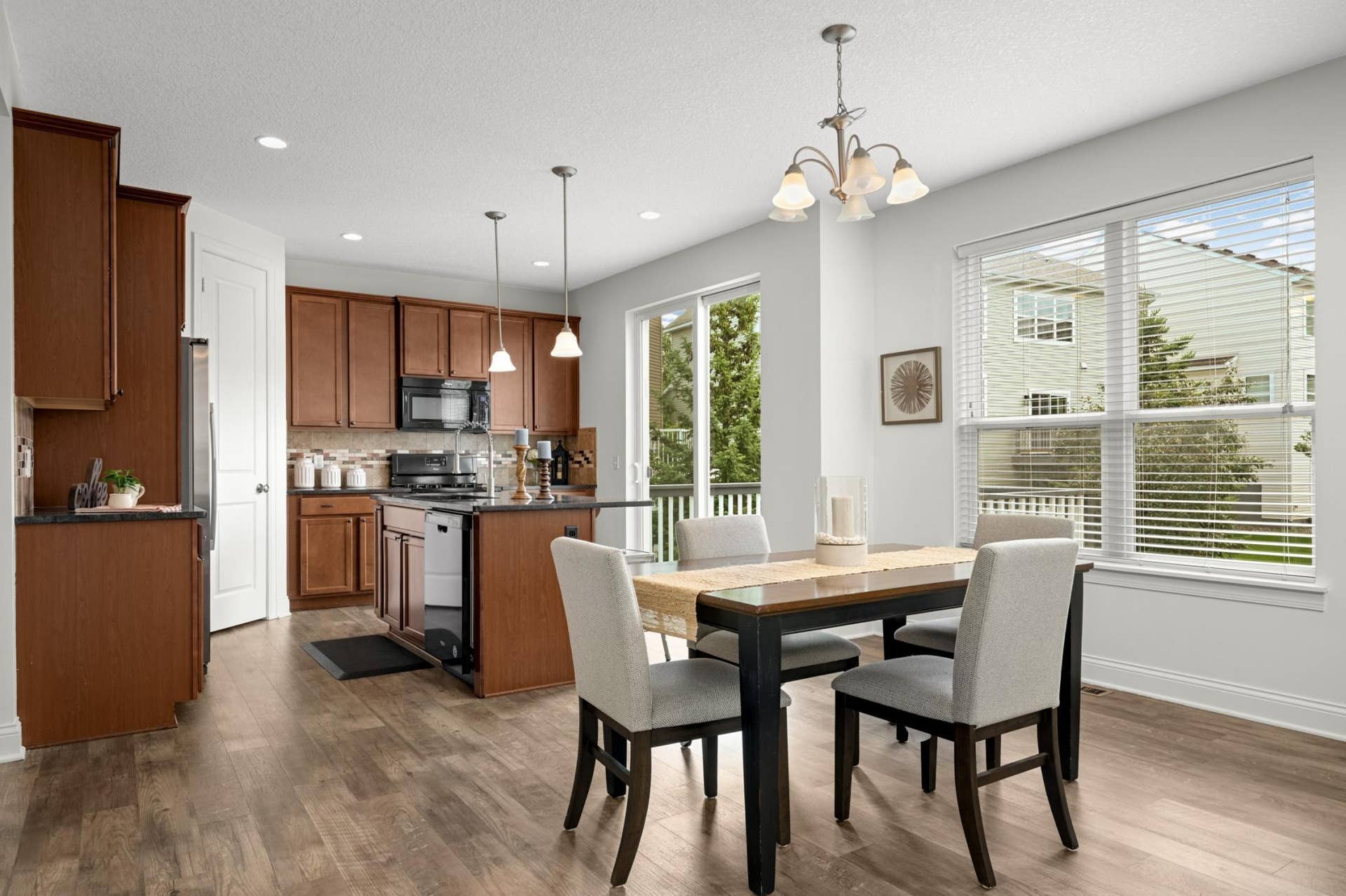 11779 Harvest Path, Woodbury, MN 55129
