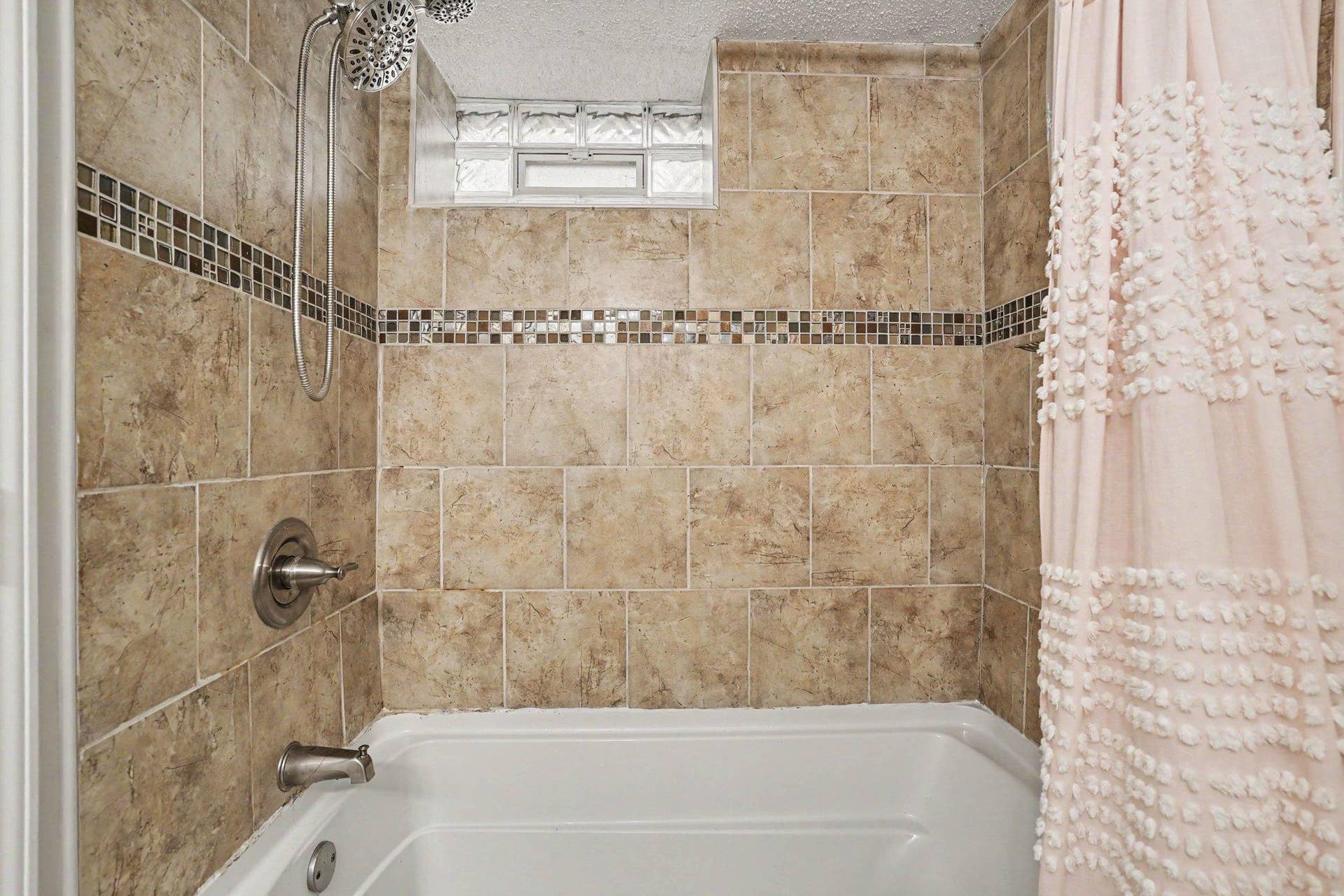 3905 Cedar Avenue S, 73, Minneapolis, MN 55407 Basement Full Bath