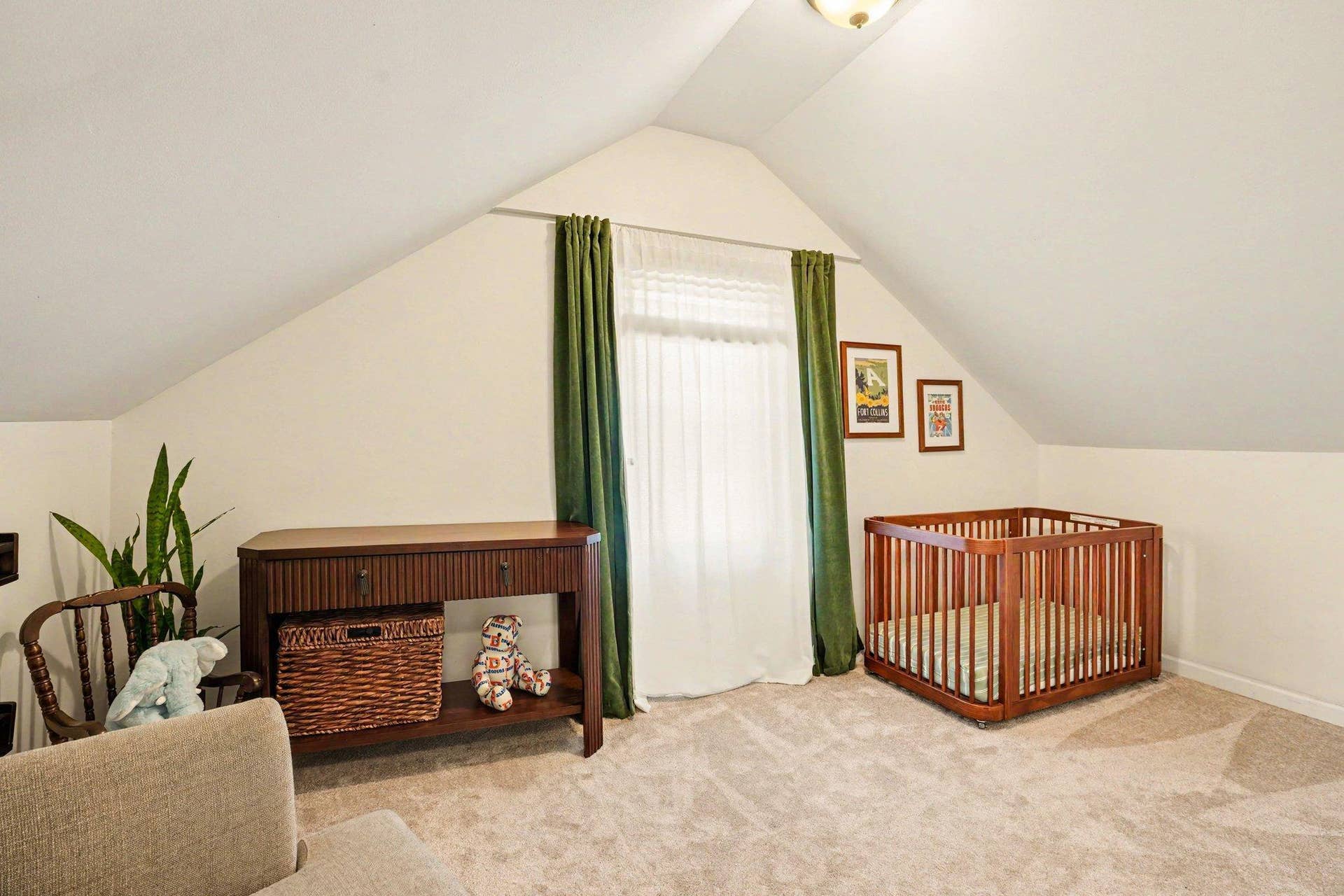 3905 Cedar Avenue S, 73, Minneapolis, MN 55407 Upper Level Bedroon