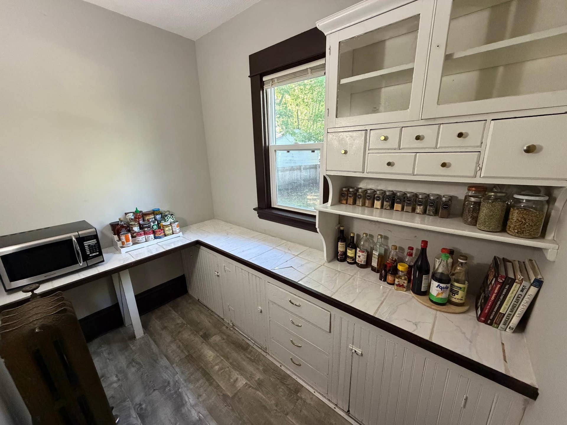 3735 Girard Avenue N, 27, Minneapolis, MN 55412 Walk-in pantry
