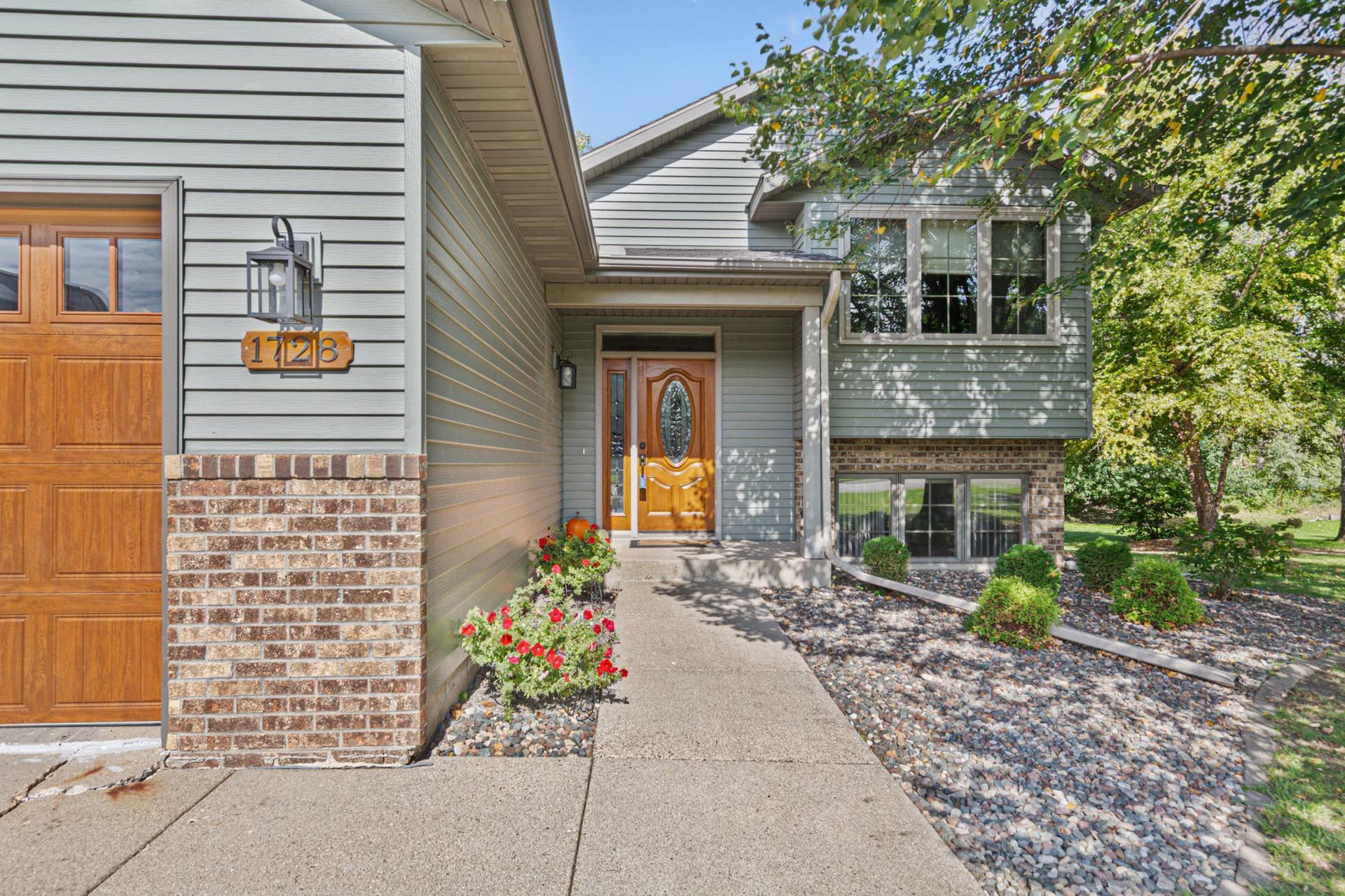 1728 Greenhaven Lane NE, Owatonna, MN 55060 9h9a9155.jpg