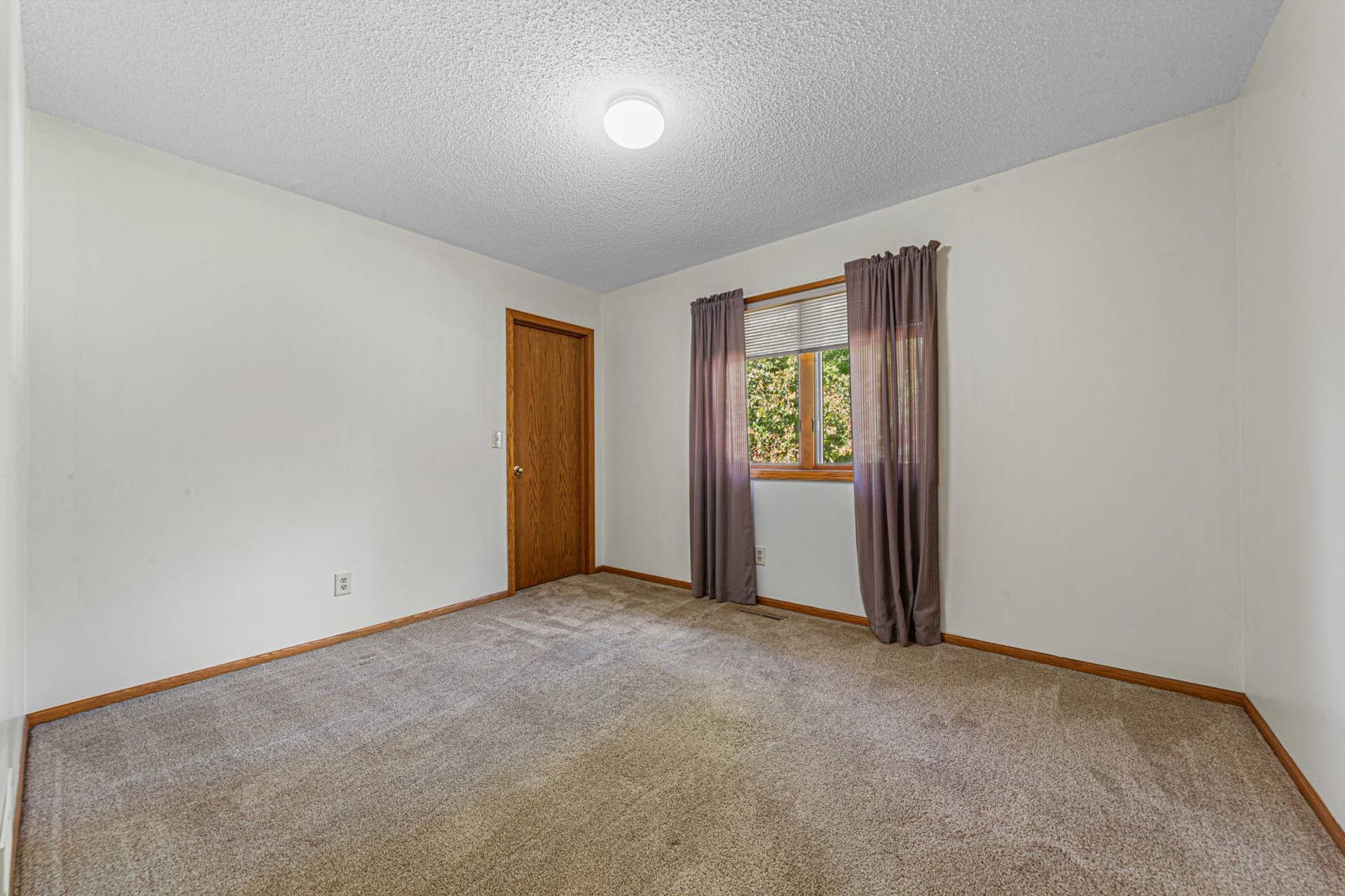 1728 Greenhaven Lane NE, Owatonna, MN 55060 9h9a9048.jpg