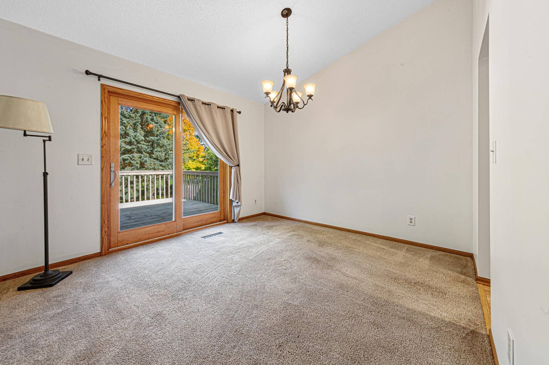 1728 Greenhaven Lane NE, Owatonna, MN 55060 9h9a8973.jpg