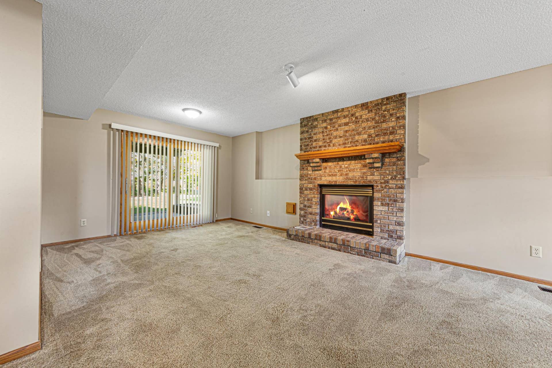 1728 Greenhaven Lane NE, Owatonna, MN 55060 9h9a9093.jpg