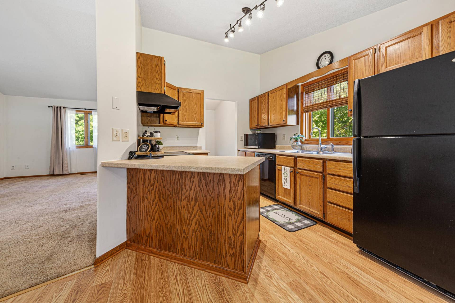 1728 Greenhaven Lane NE, Owatonna, MN 55060 9h9a9028.jpg