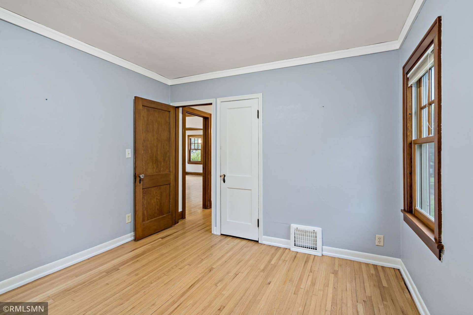 844 Winslow Avenue, 104, Saint Paul, MN 55107 25-web-or-mls-844_Winslow_Ave_St_Paul_MN_0035.jpg