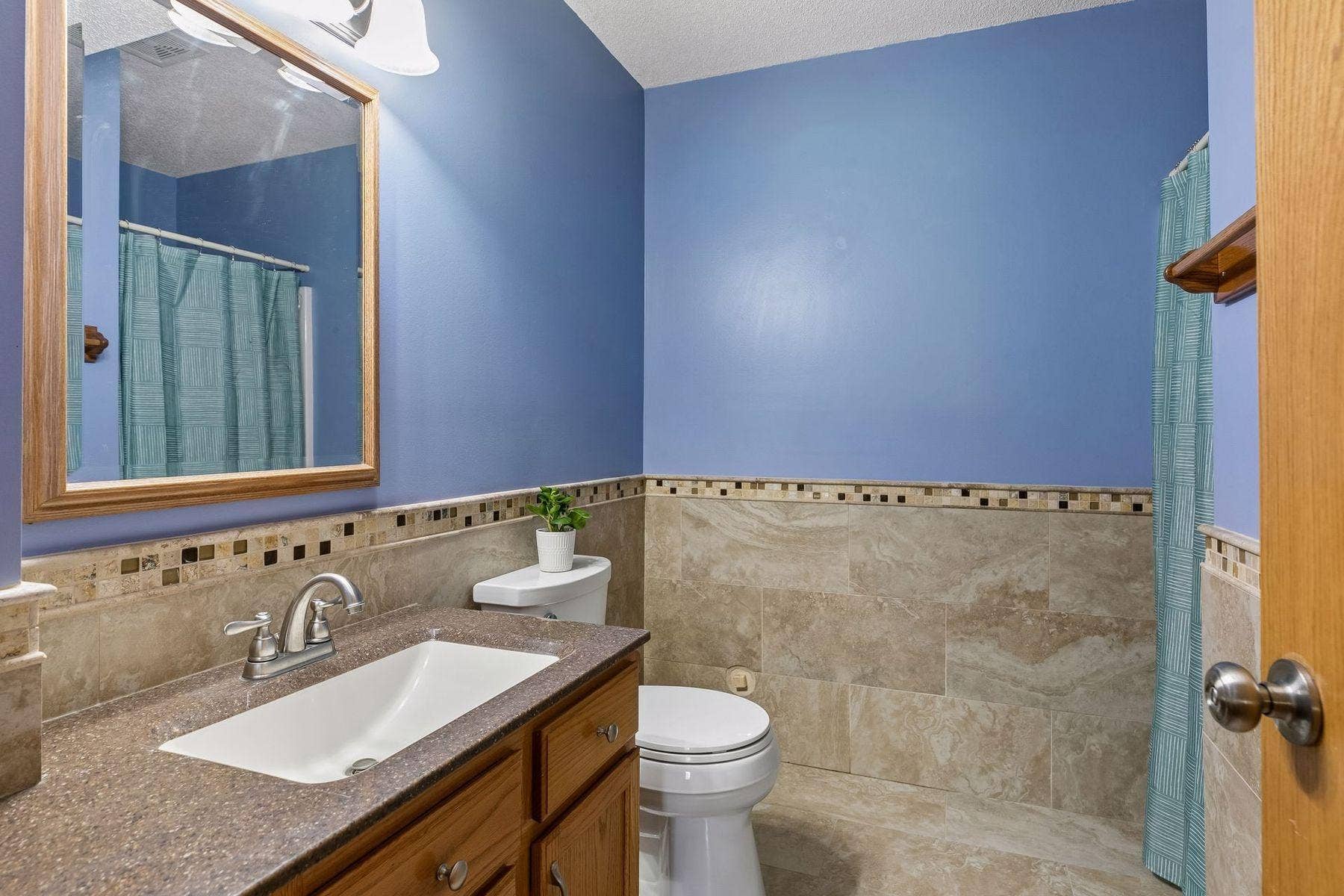 1049 Bonnieview Drive, Woodbury, MN 55129 Another 3/4 bathroom in lower level