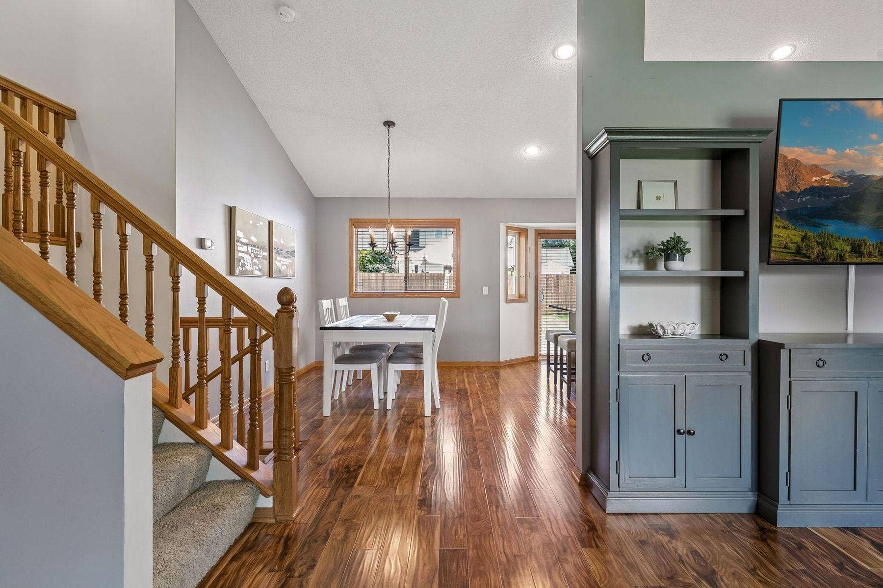 1049 Bonnieview Drive, Woodbury, MN 55129 The home offers an abundance of natural light
