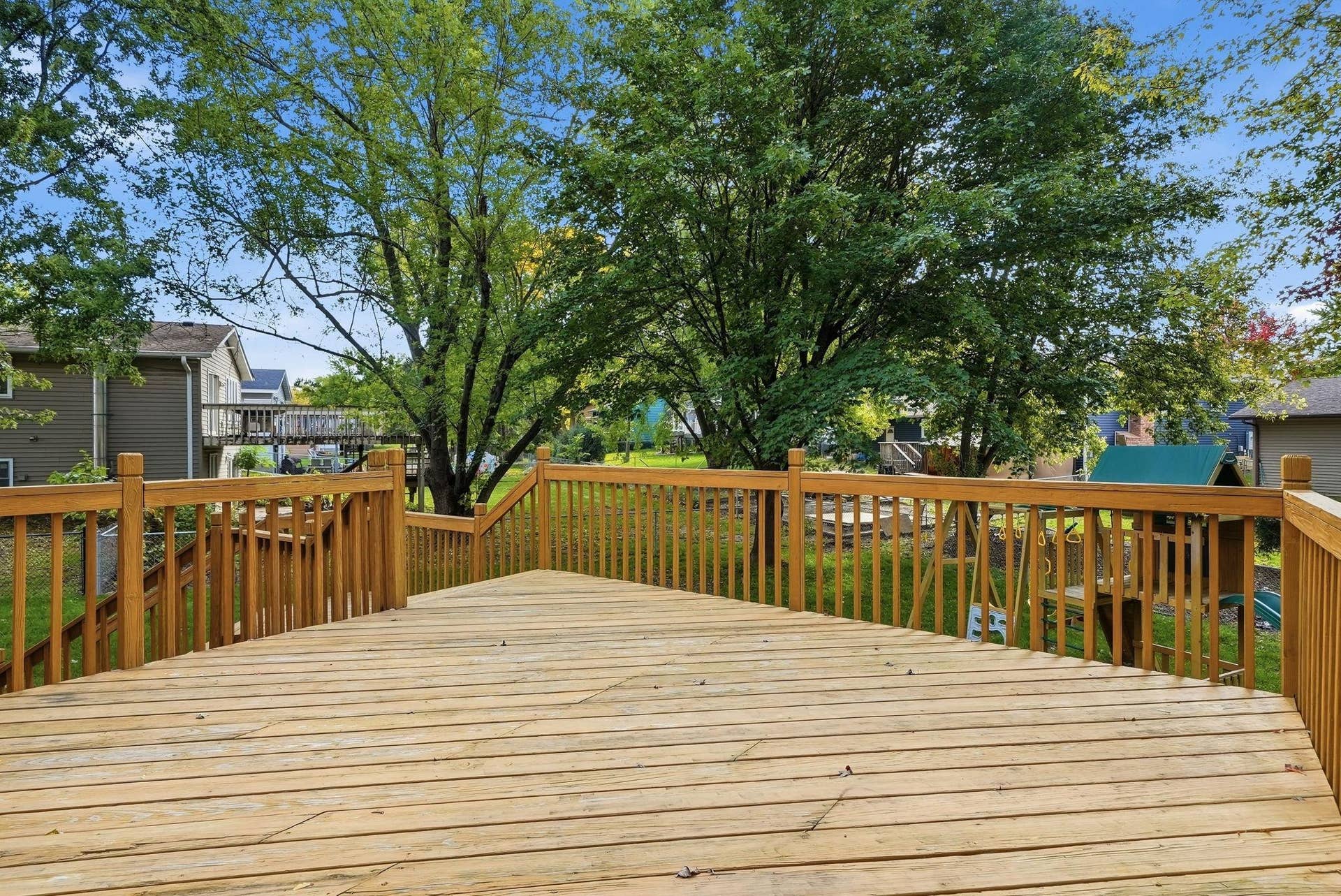 1980 Timber Wolf Trail N, Eagan, MN 55122 Deck.jpg