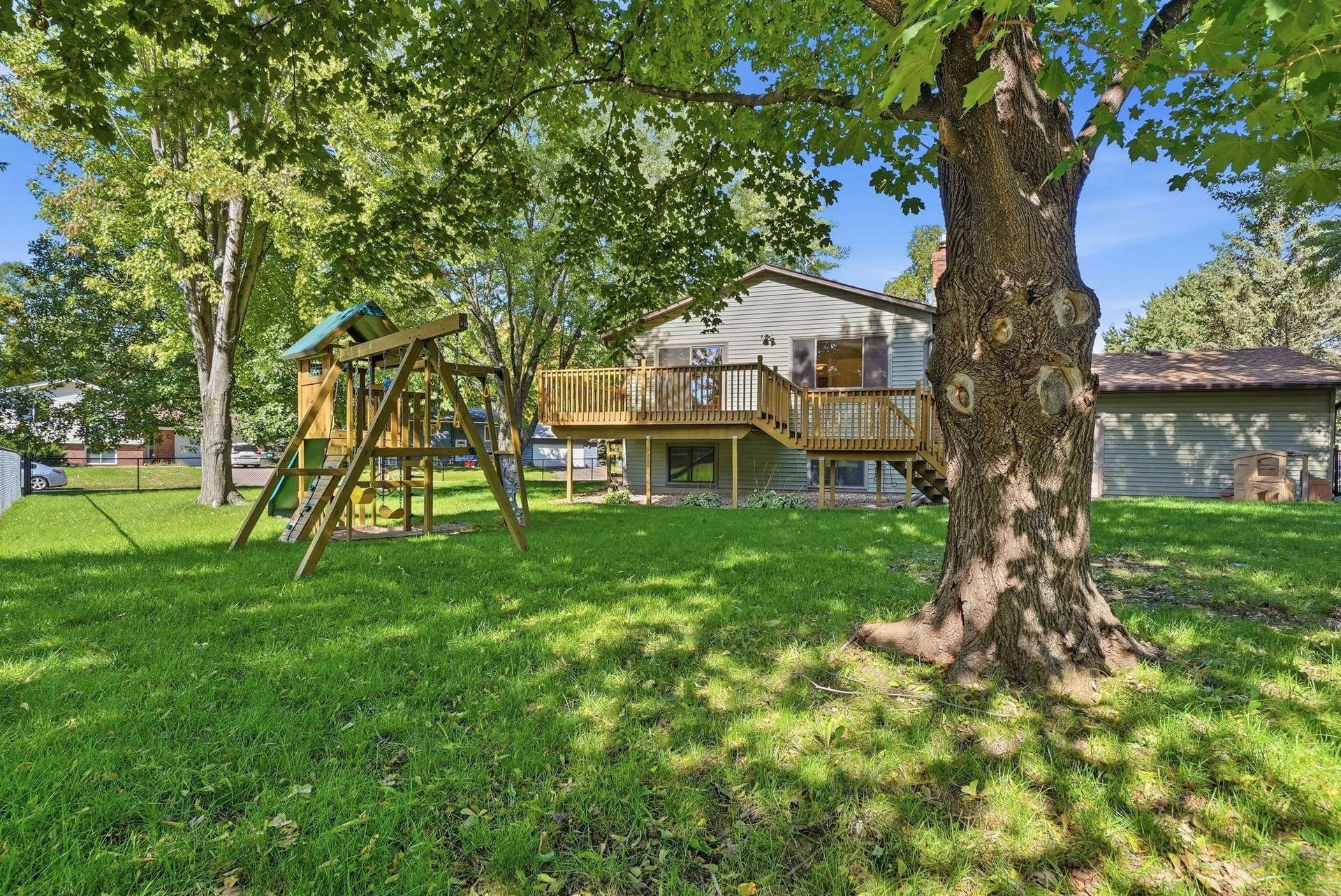 1980 Timber Wolf Trail N, Eagan, MN 55122 Back Yard.jpg