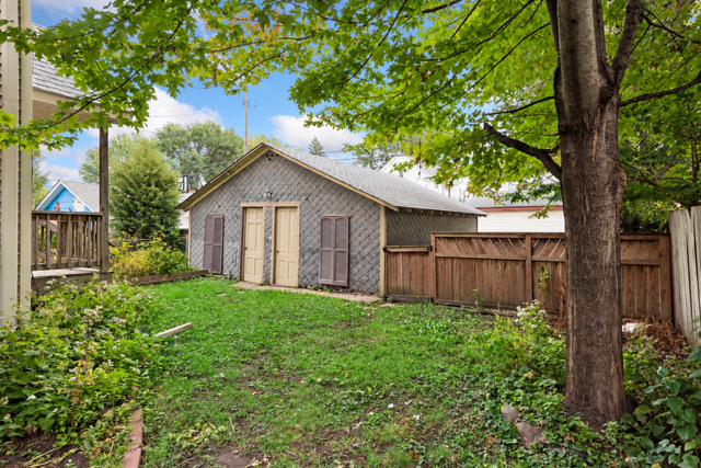 727 Madison Street NE, 71, Minneapolis, MN 55413 Backyard.png