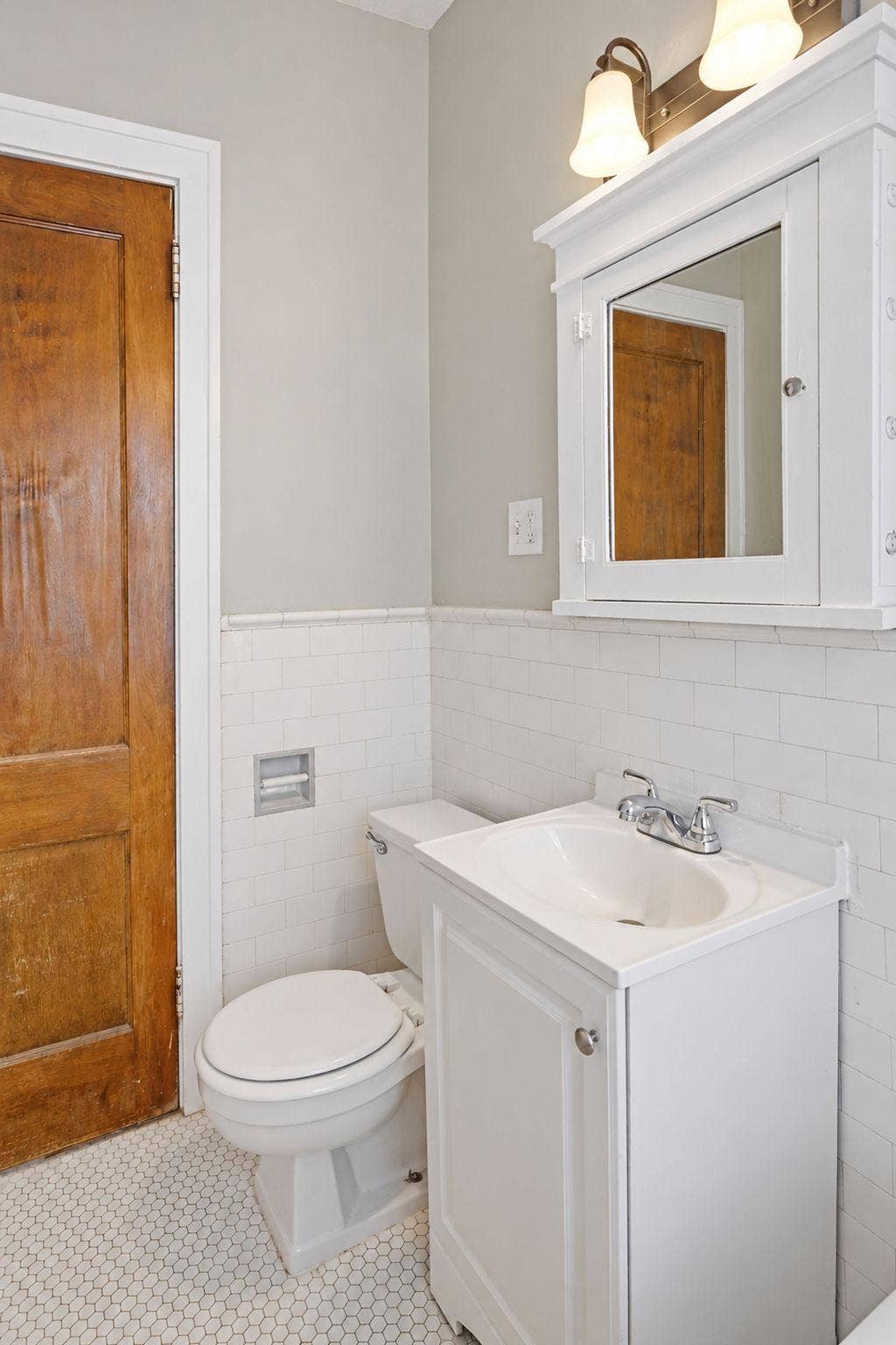 220 E 19th Street, #104, 74, Minneapolis, MN 55403 79-web-or-mls-220-e-19th-st.jpg