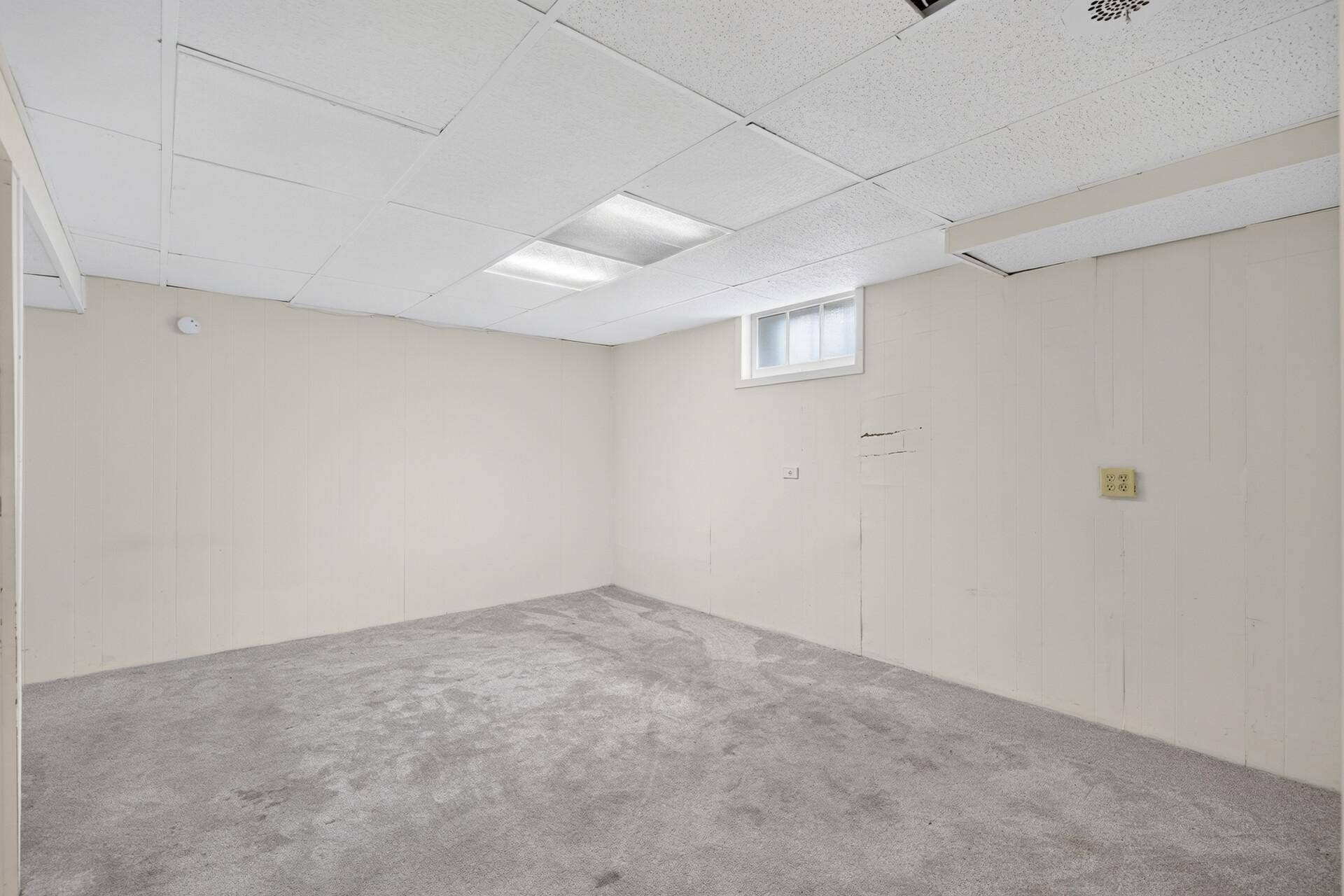 Lower Family Rm