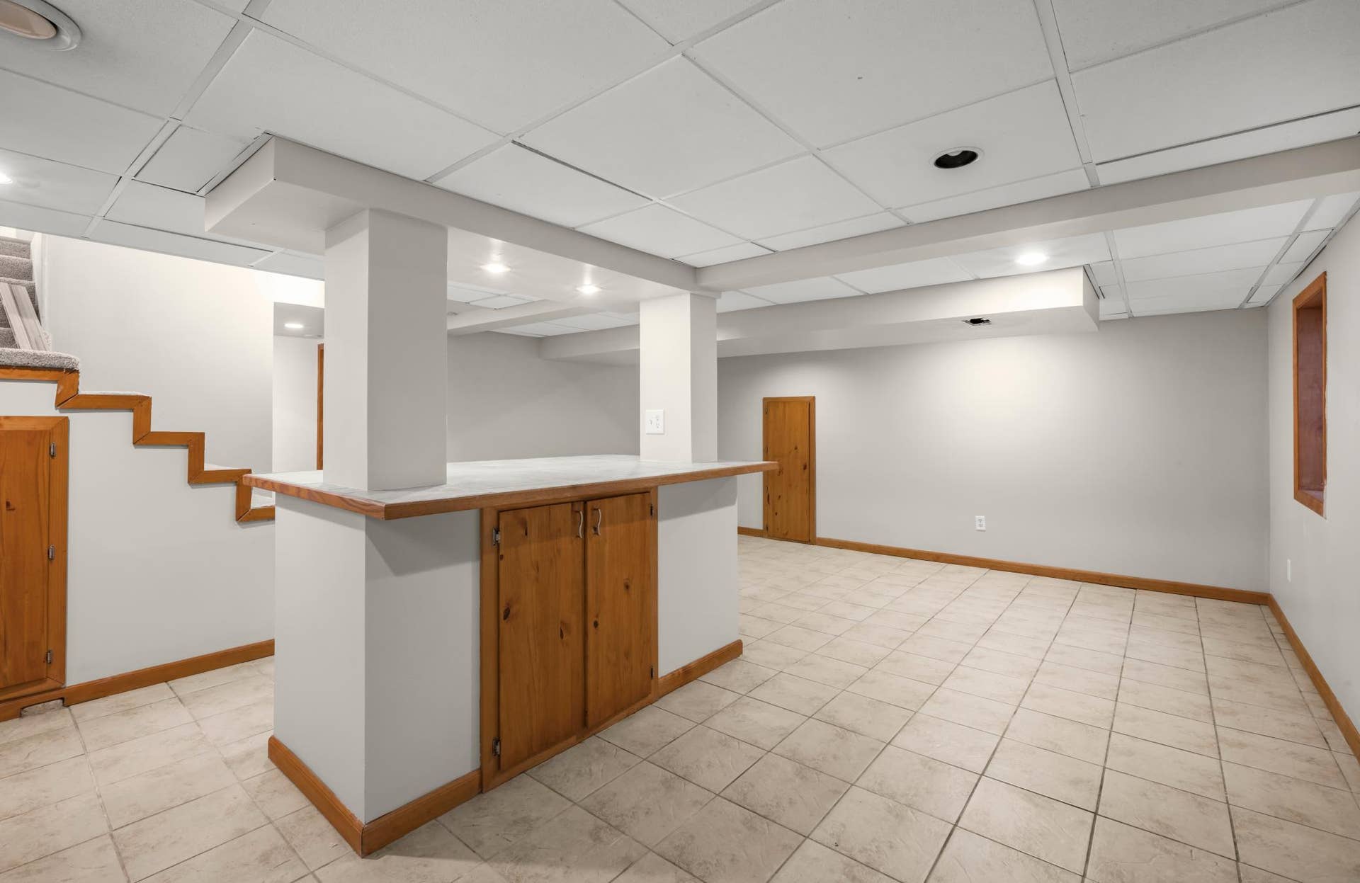 756 Mcknight Road N, Maplewood, MN 55119 Great living space in the lower level complete with egress window making it ready to add a 4th bedroom