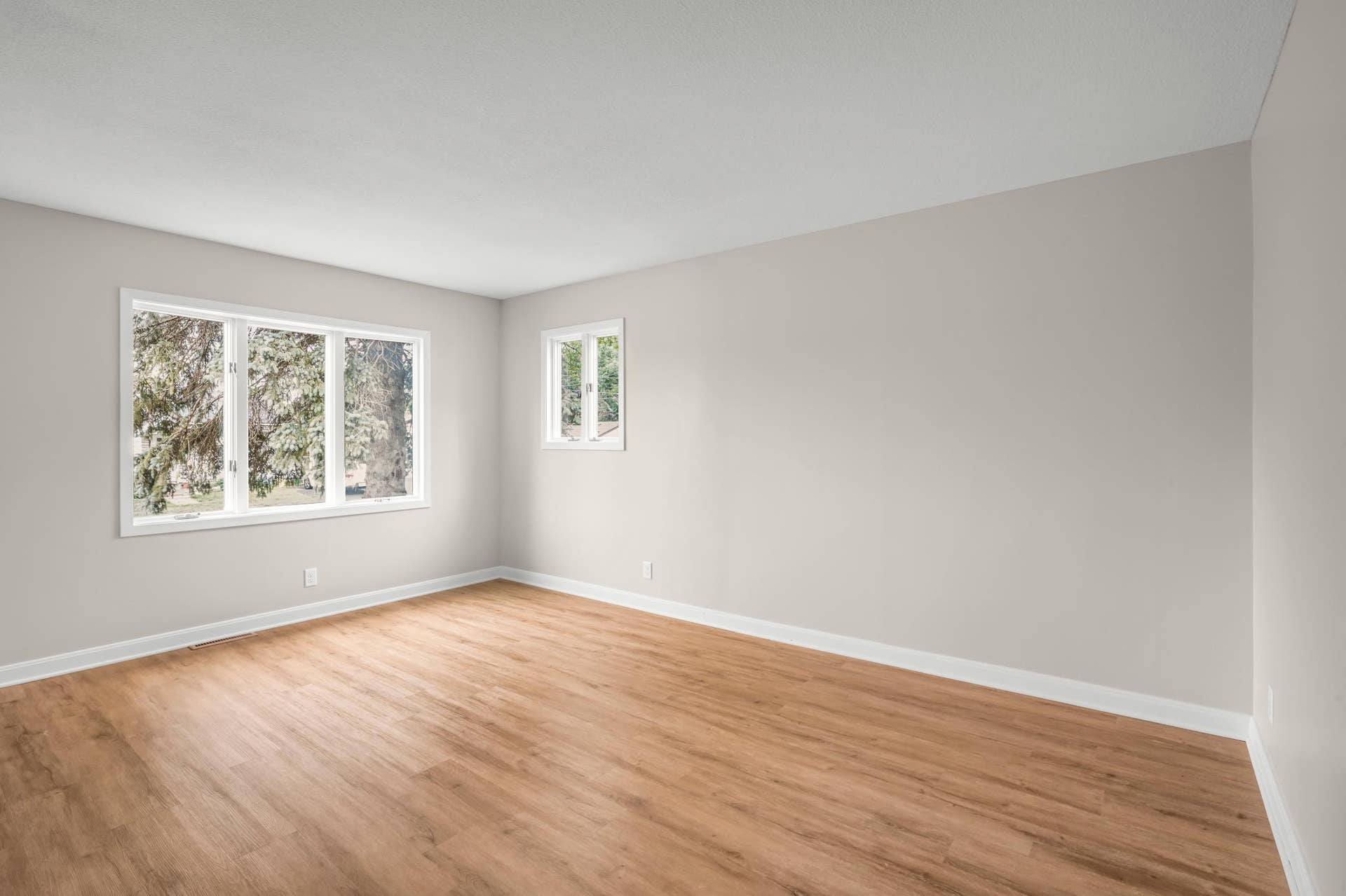 756 Mcknight Road N, Maplewood, MN 55119 756 Mcknight Road N, Maplewood, MN 55119