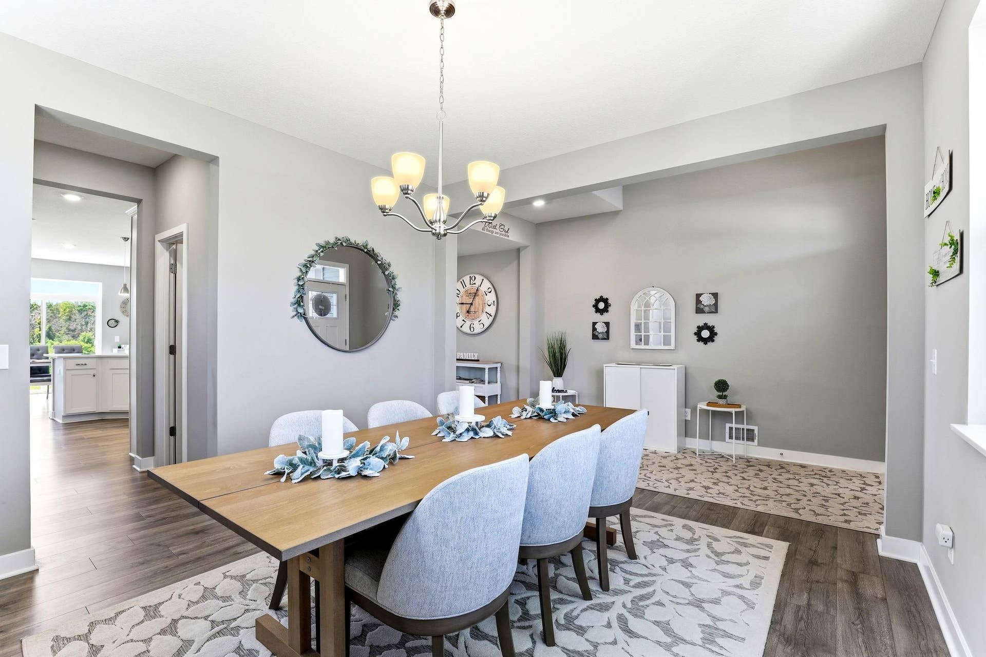 16206 Europa Avenue N, Hugo, MN 55038 6-web-or-mls-16206-Europa-Ave-N-05.jpg