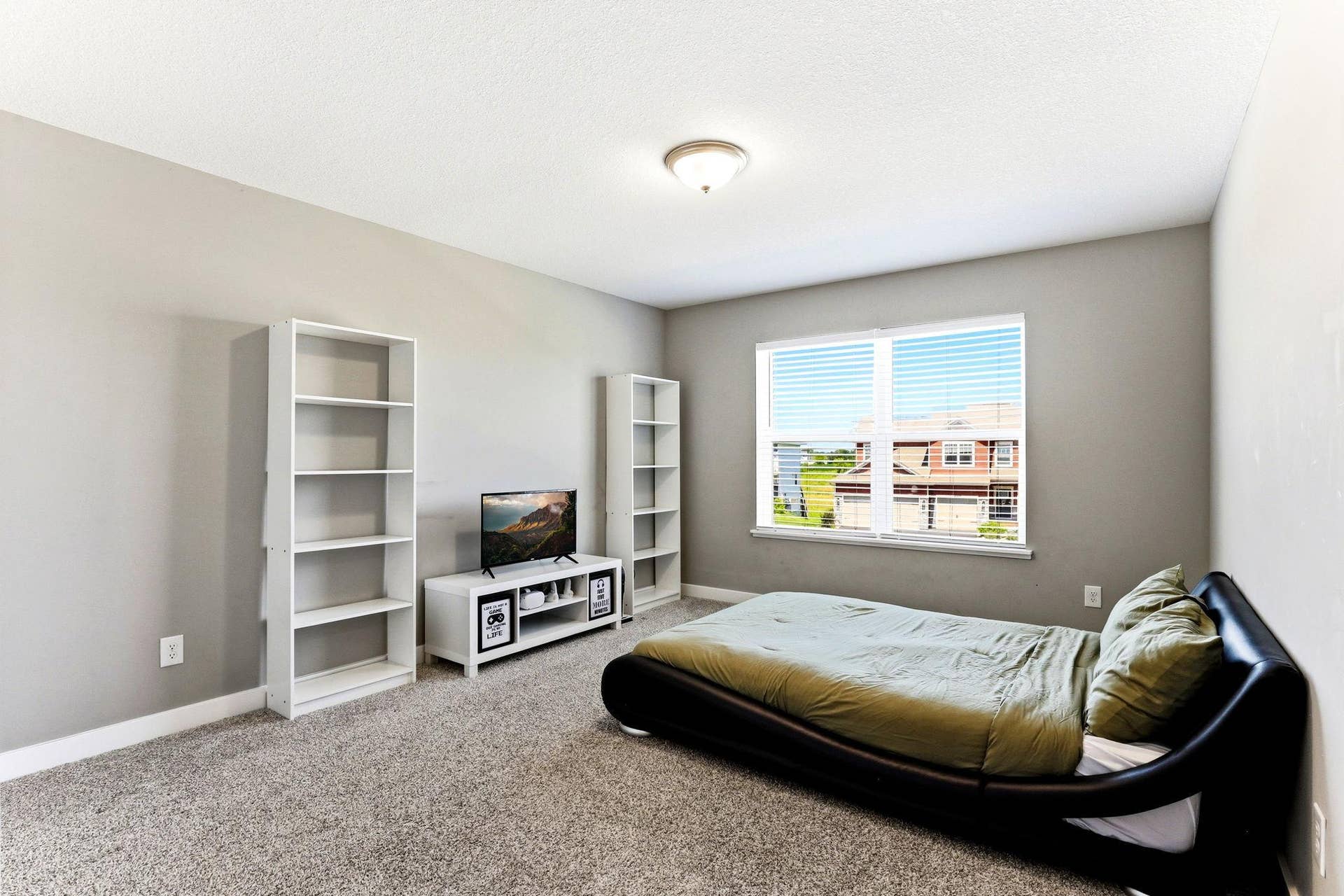 16206 Europa Avenue N, Hugo, MN 55038 43-web-or-mls-16206-Europa-Ave-N-42.jpg