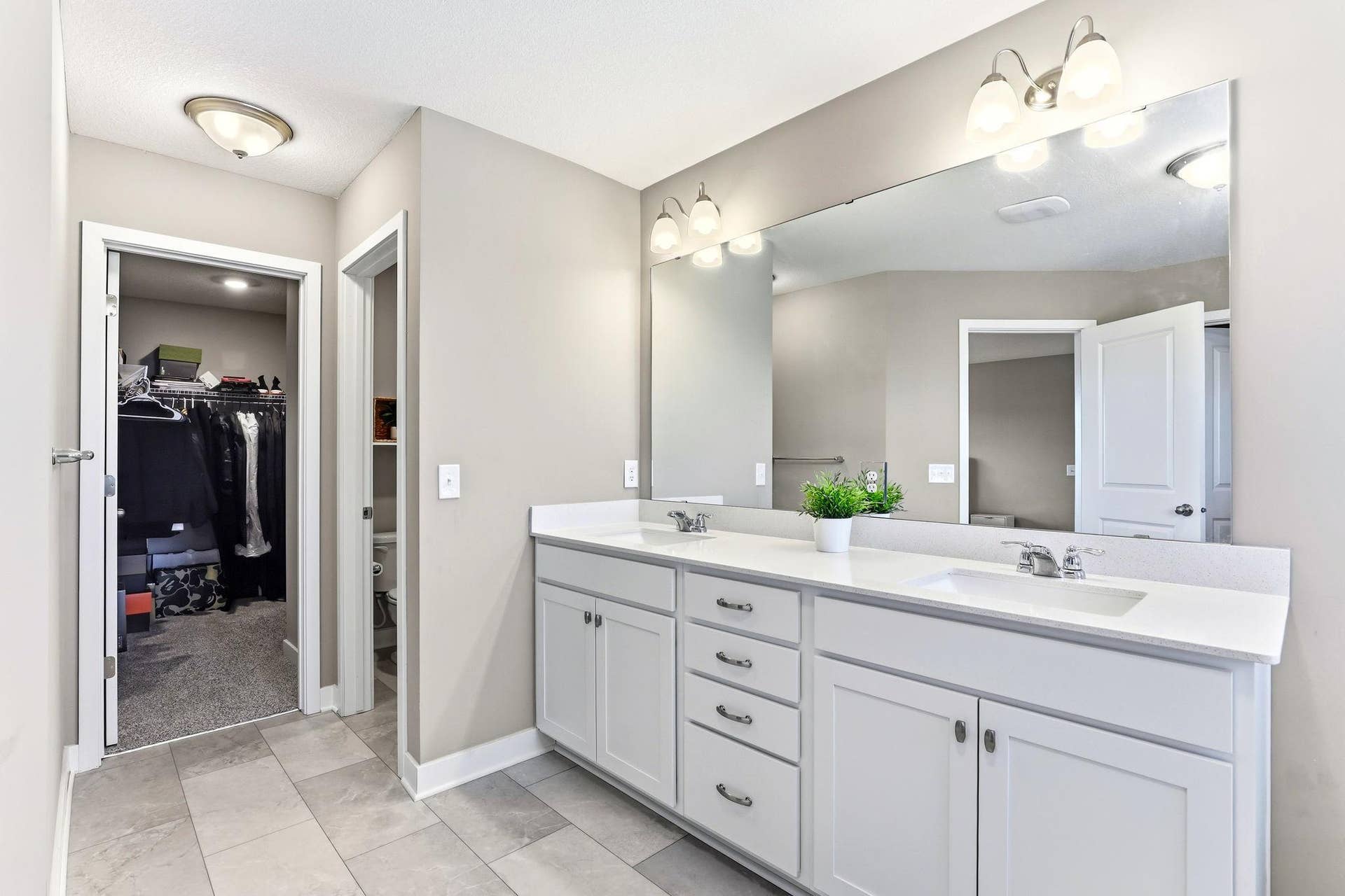 16206 Europa Avenue N, Hugo, MN 55038 30-web-or-mls-16206-Europa-Ave-N-29.jpg