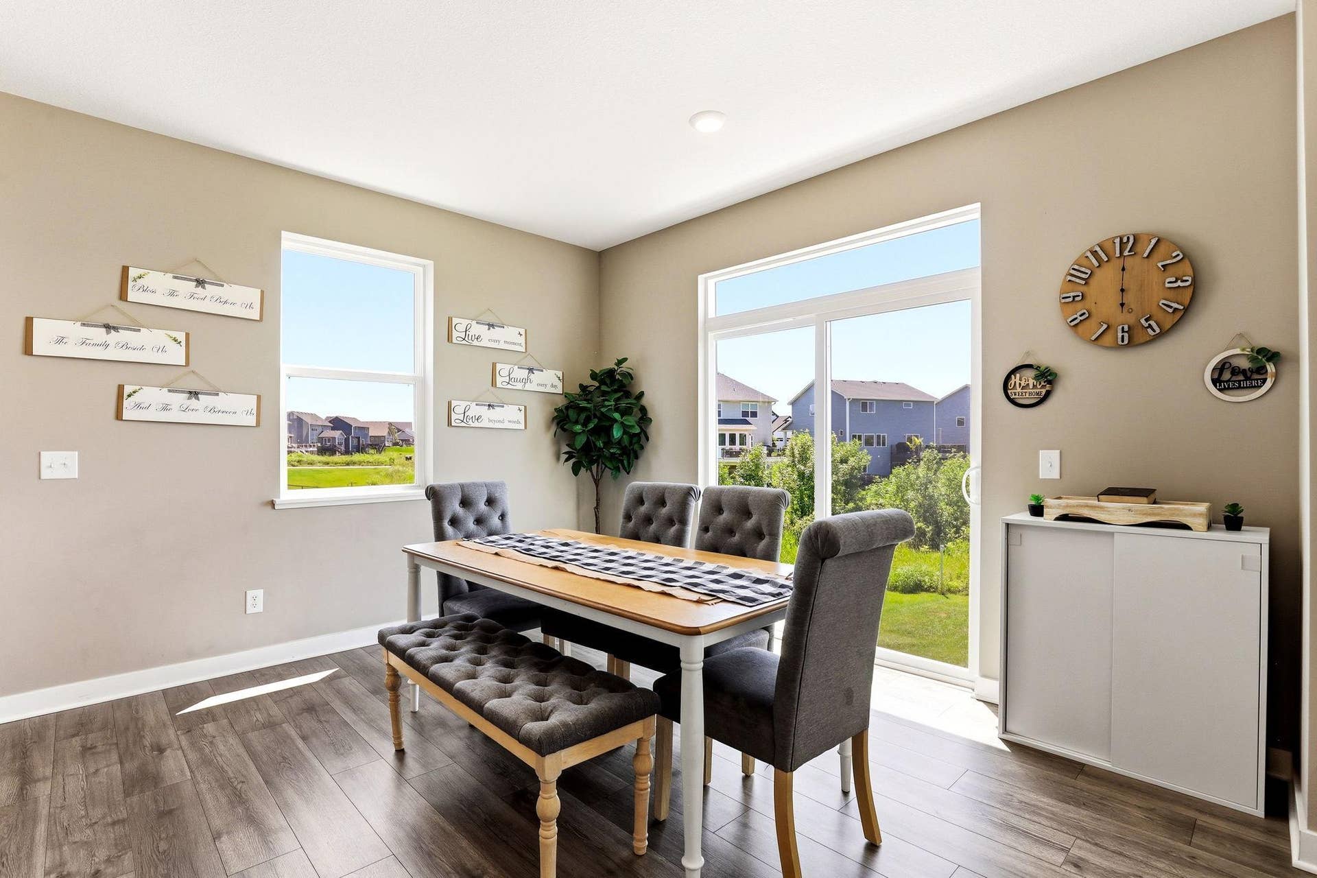 16206 Europa Avenue N, Hugo, MN 55038 18-web-or-mls-16206-Europa-Ave-N-17.jpg