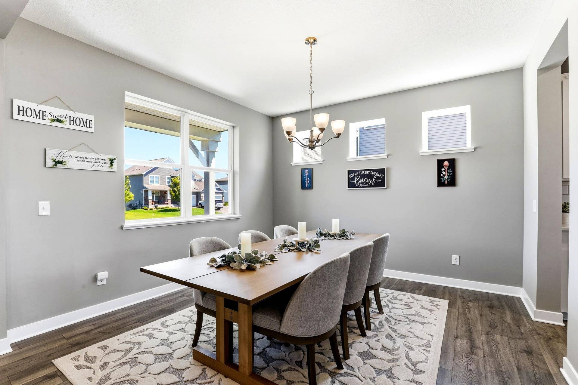 16206 Europa Avenue N, Hugo, MN 55038 5-web-or-mls-16206-Europa-Ave-N-04.jpg