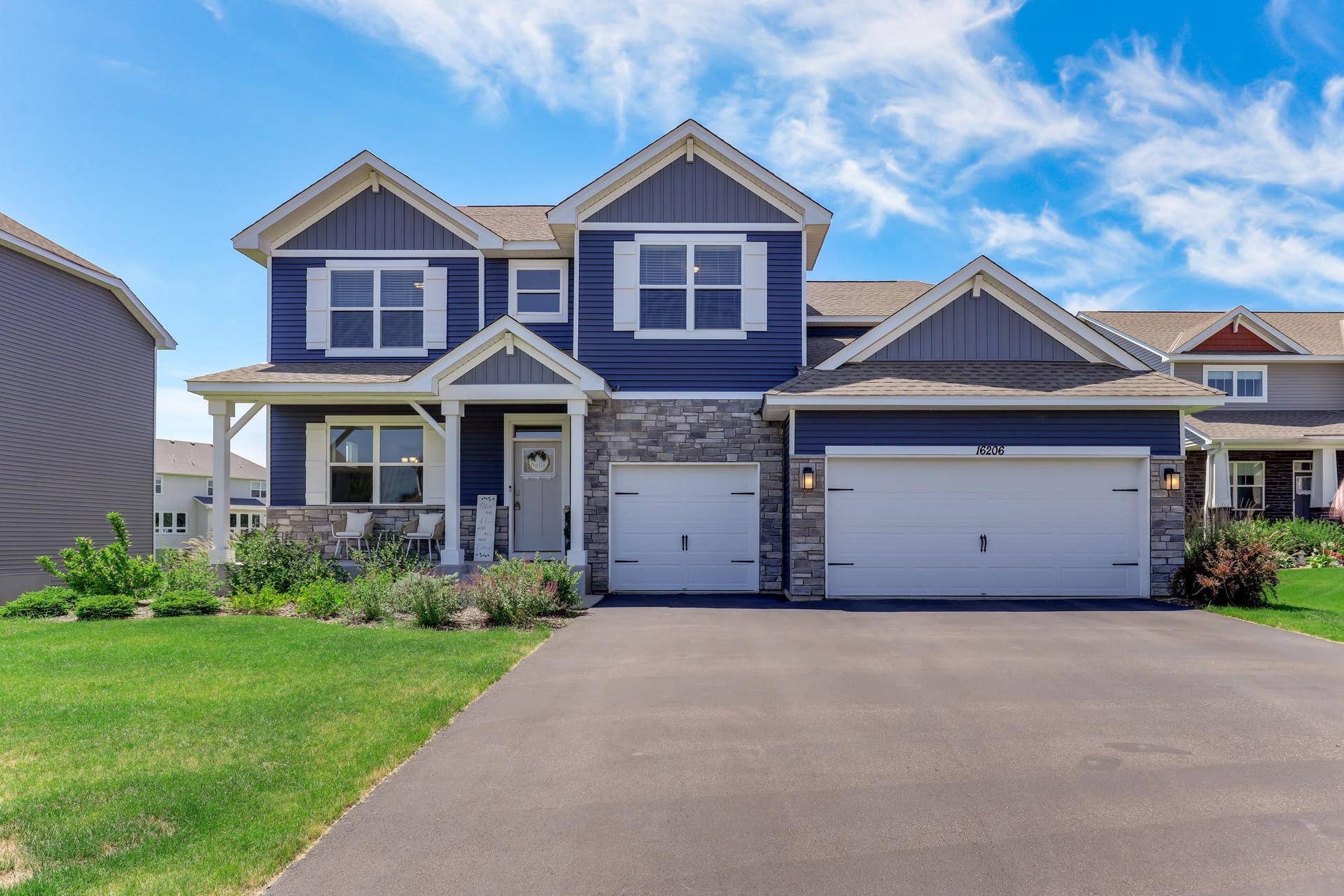 16206 Europa Avenue N, Hugo, MN 55038 2-web-or-mls-16206-Europa-Ave-N-01.jpg