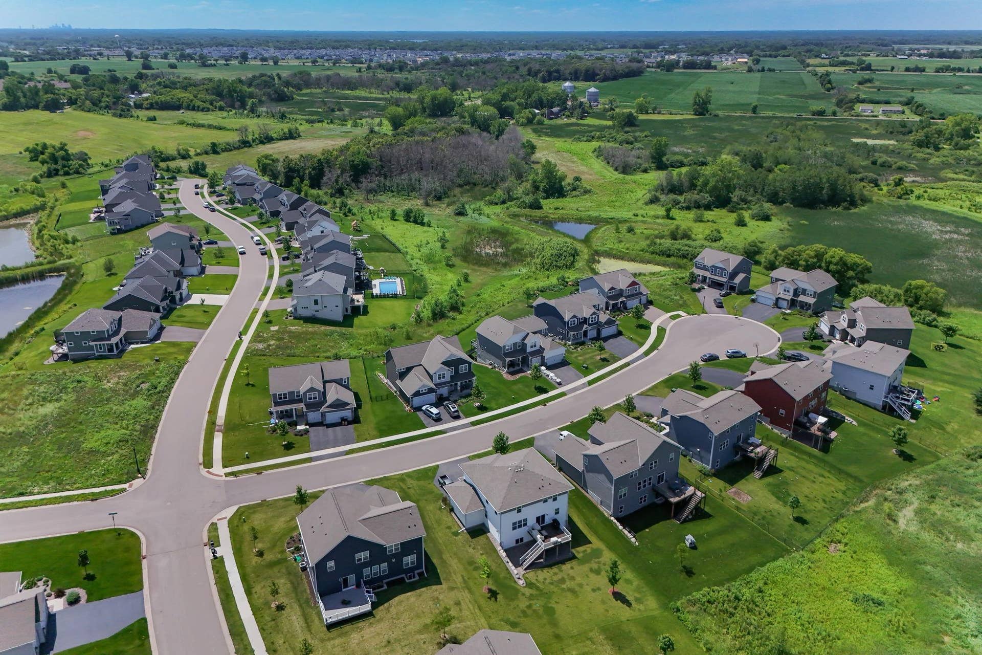 16206 Europa Avenue N, Hugo, MN 55038 61-web-or-mls-16206-Europa-Ave-N-Aerial-03.jpg
