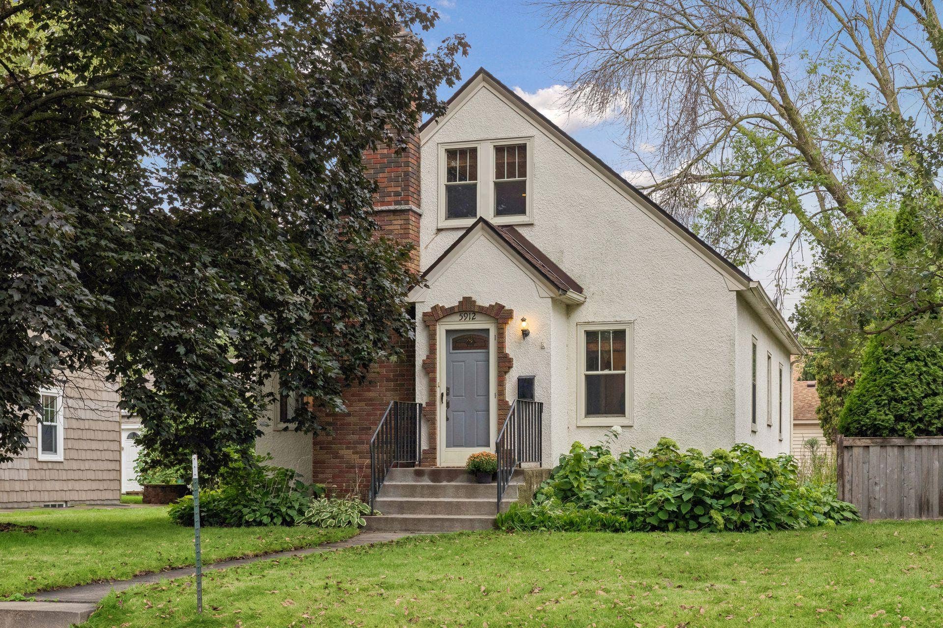 5912 10th Avenue S, 17, Minneapolis, MN 55417 Location Location Location