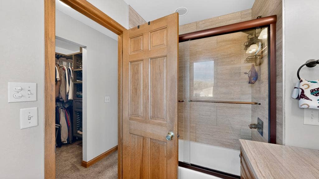 5645 Meadow Drive SE, Rochester, MN 55904 52.jpg