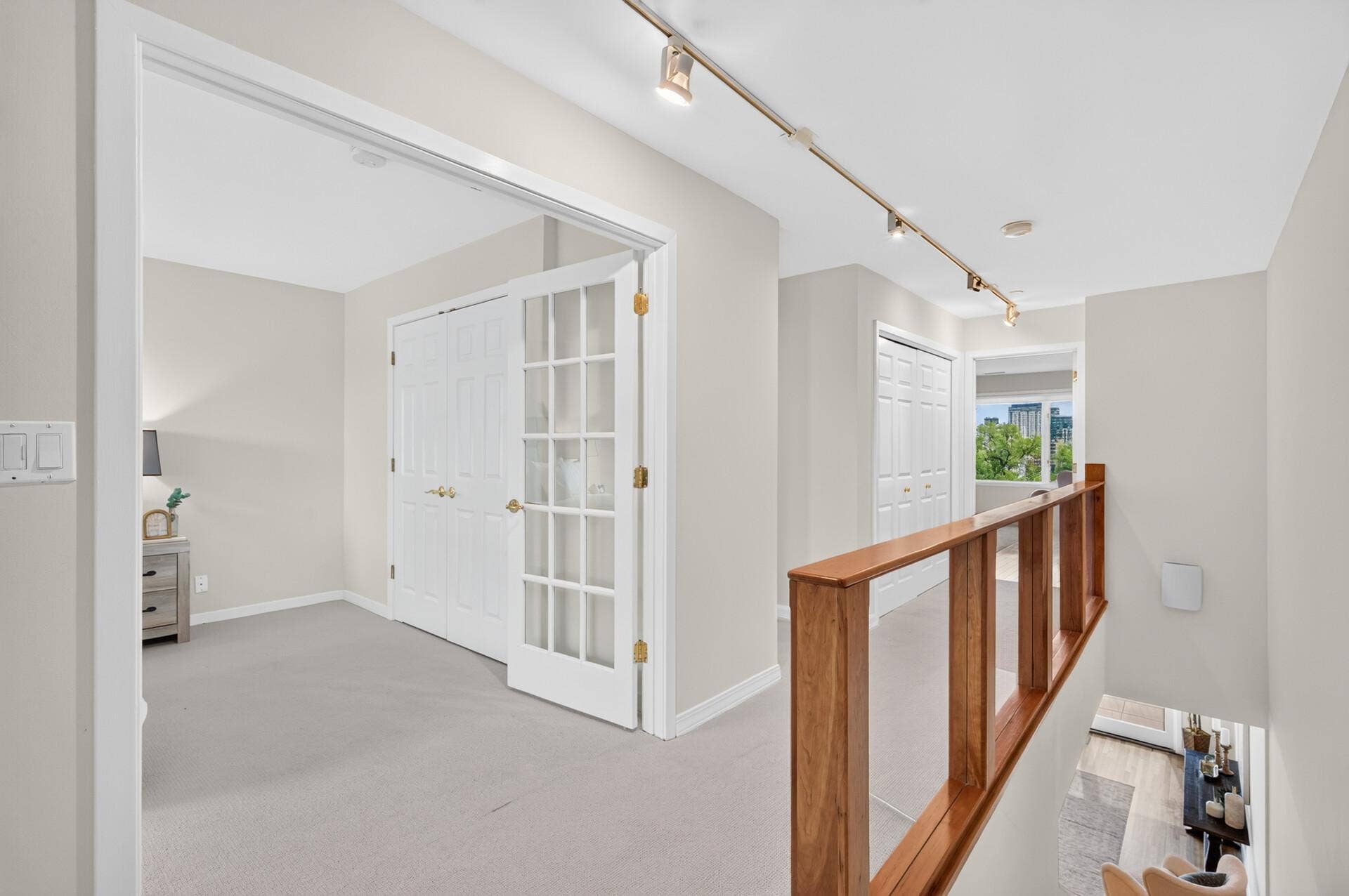 100 2nd Street SE, #406, 50, Minneapolis, MN 55414 Upper Level