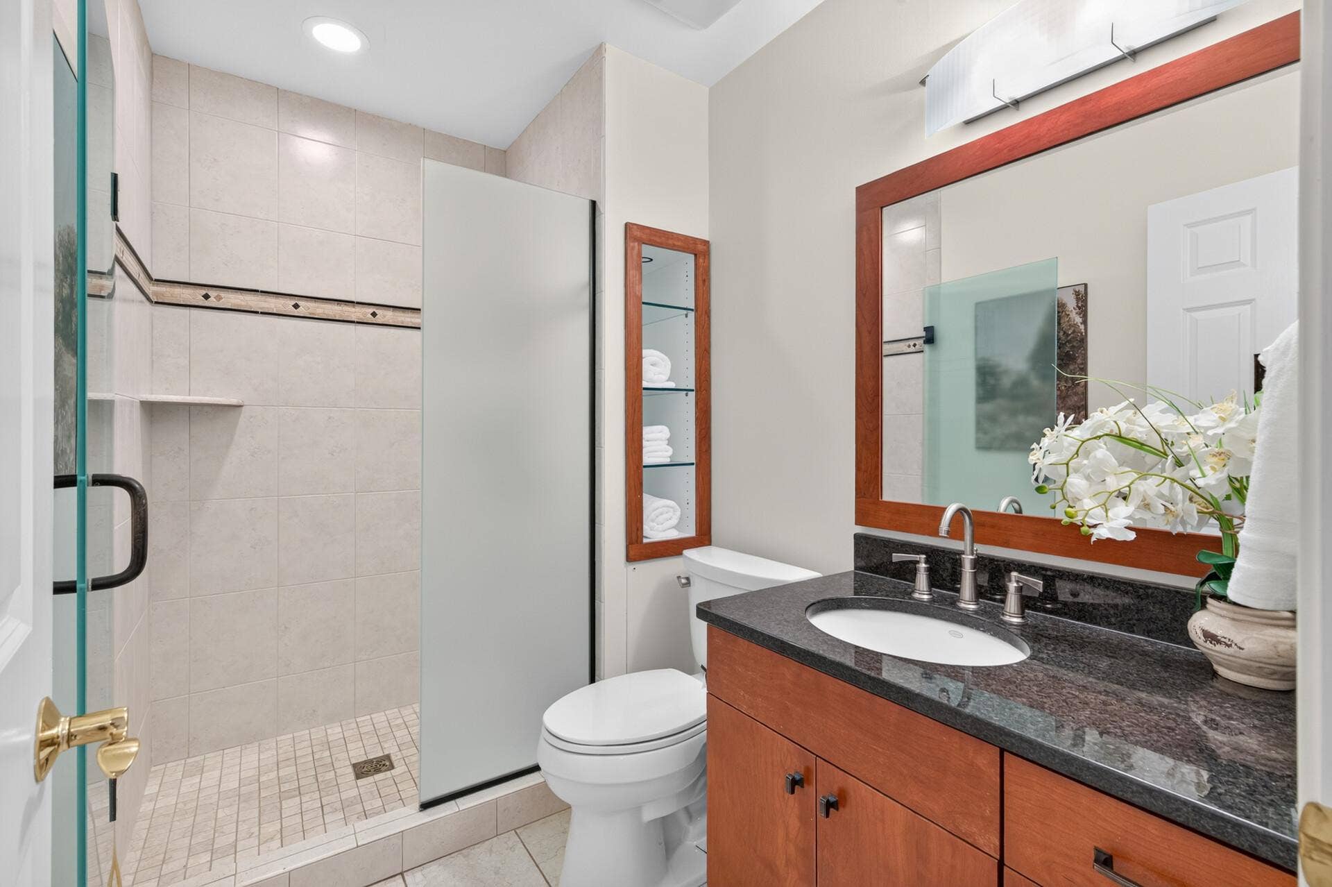 100 2nd Street SE, #406, 50, Minneapolis, MN 55414 Three Quarter Bathroom
