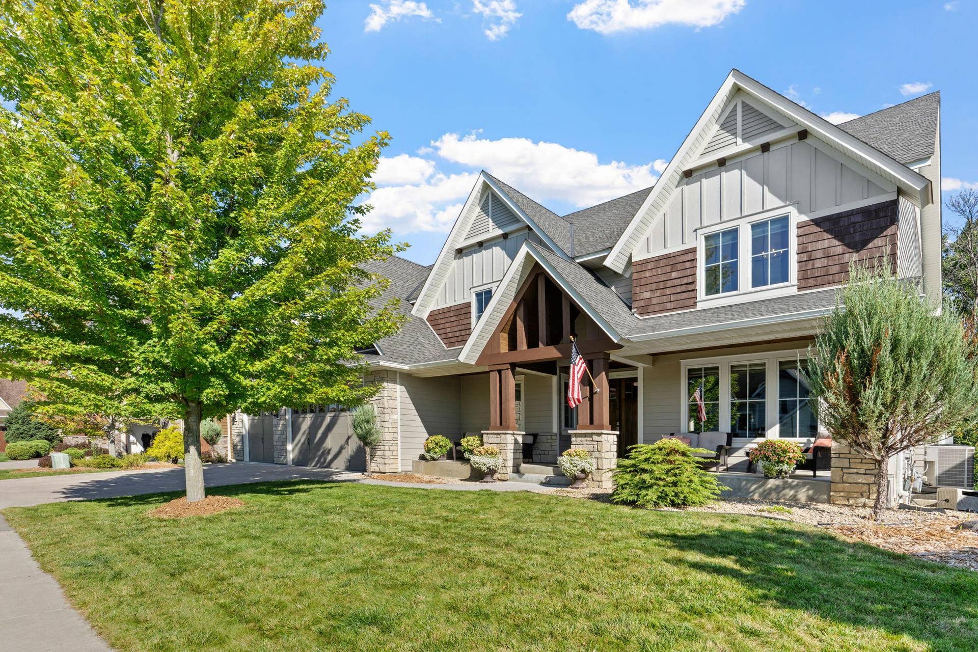 17276 62nd Avenue N, Maple Grove, MN 55311 4-web-or-mls-17276 62nd Ave N-4.jpg