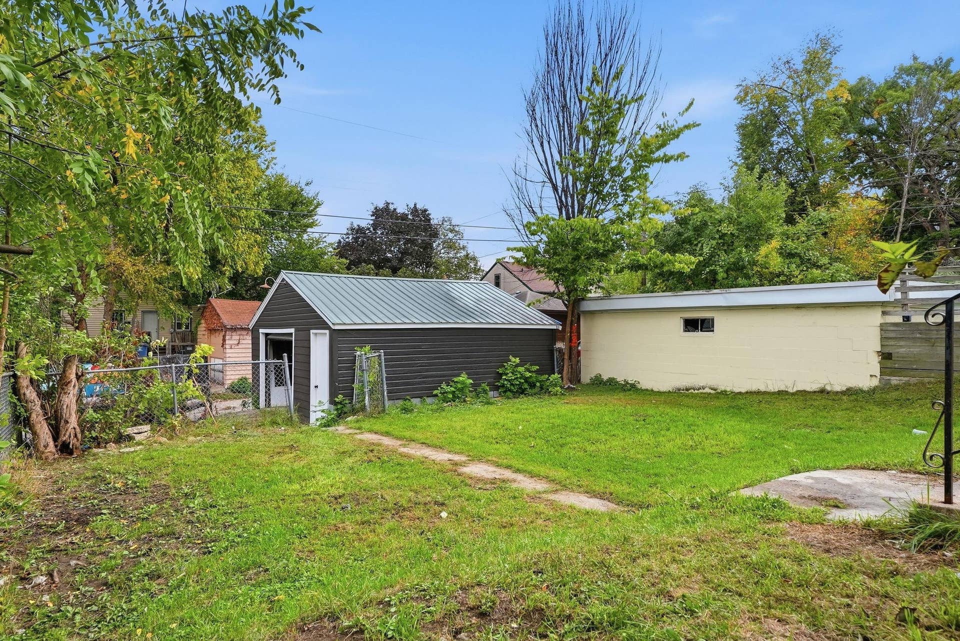 3746 Russell Avenue N, 12, Minneapolis, MN 55412 65-web-or-mls-3746_Russell_Avenue_North_Minneapolis_03181.jpg