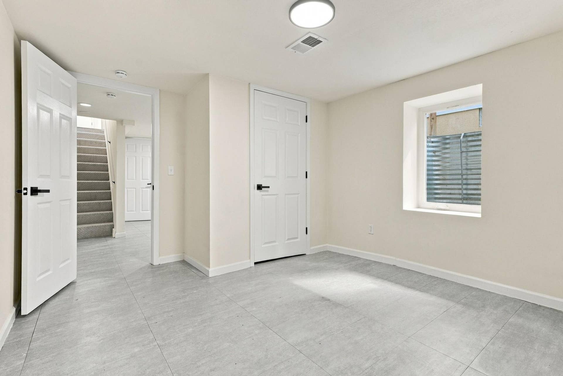 3746 Russell Avenue N, 12, Minneapolis, MN 55412 49-web-or-mls-3746_Russell_Avenue_North_Minneapolis_03066.jpg