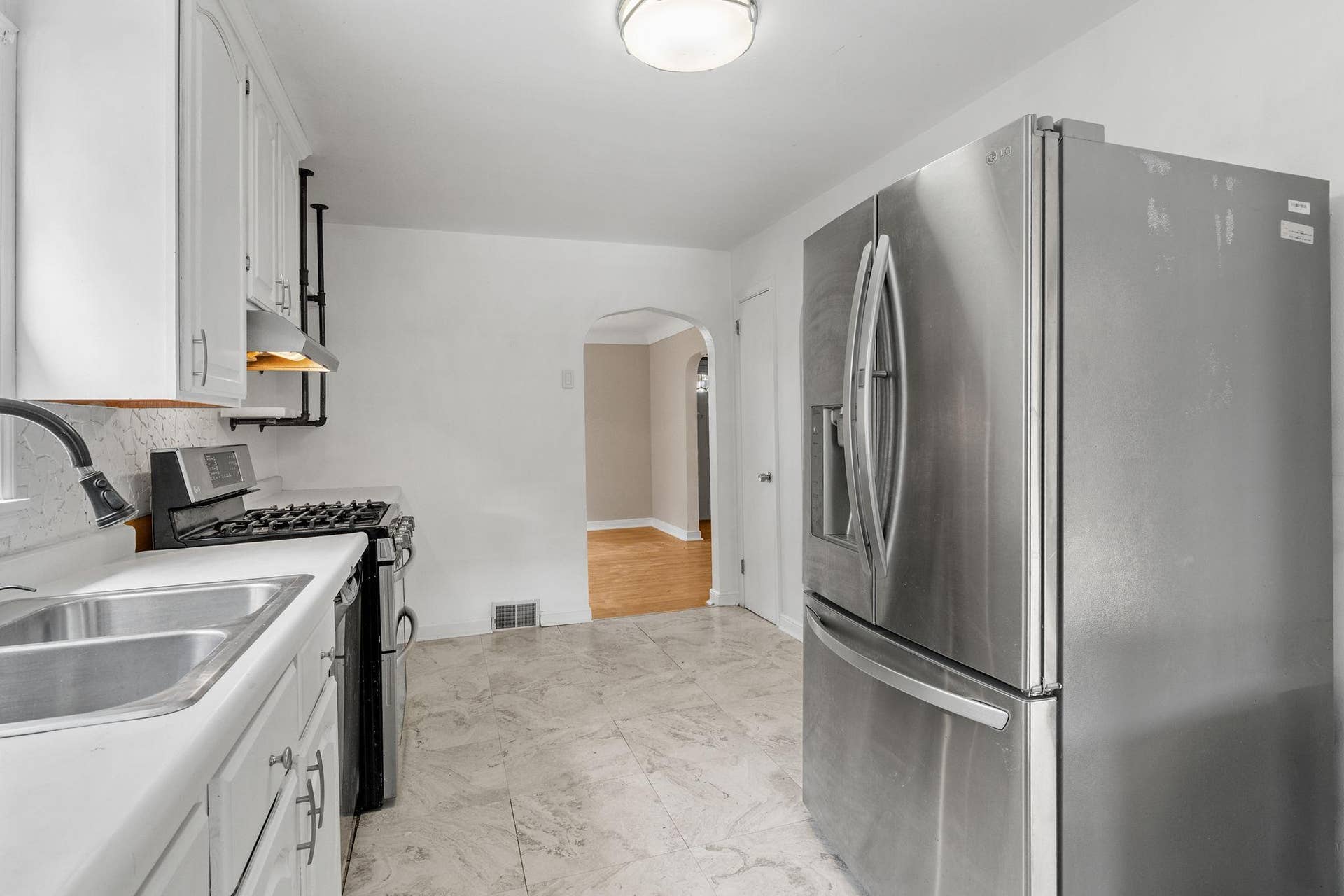 906 Sherwood Avenue, 98, Saint Paul, MN 55106 906 Sherwood Avenue, 98, Saint Paul, MN 55106