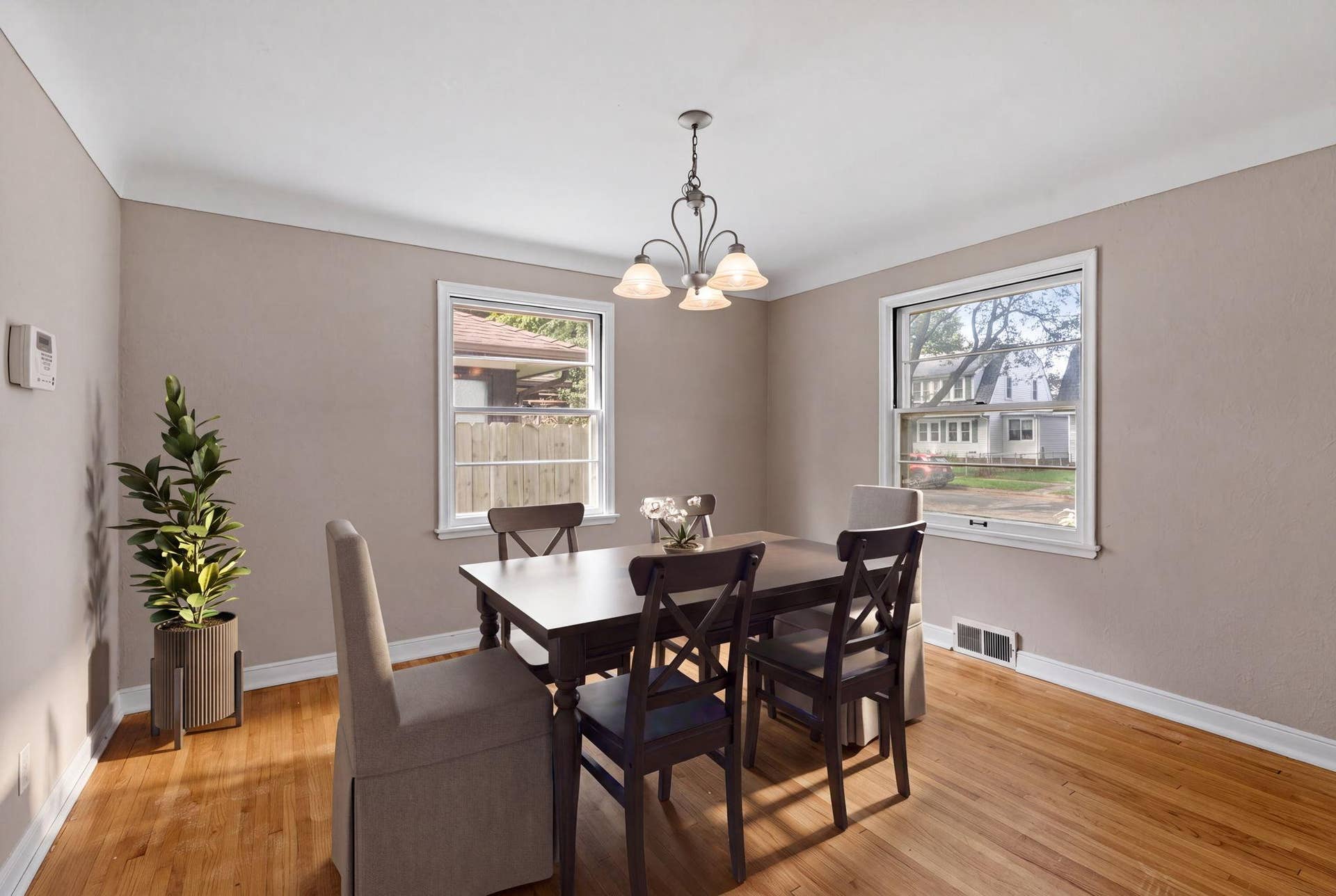 906 Sherwood Avenue, 98, Saint Paul, MN 55106 Dining Room Virtually Staged