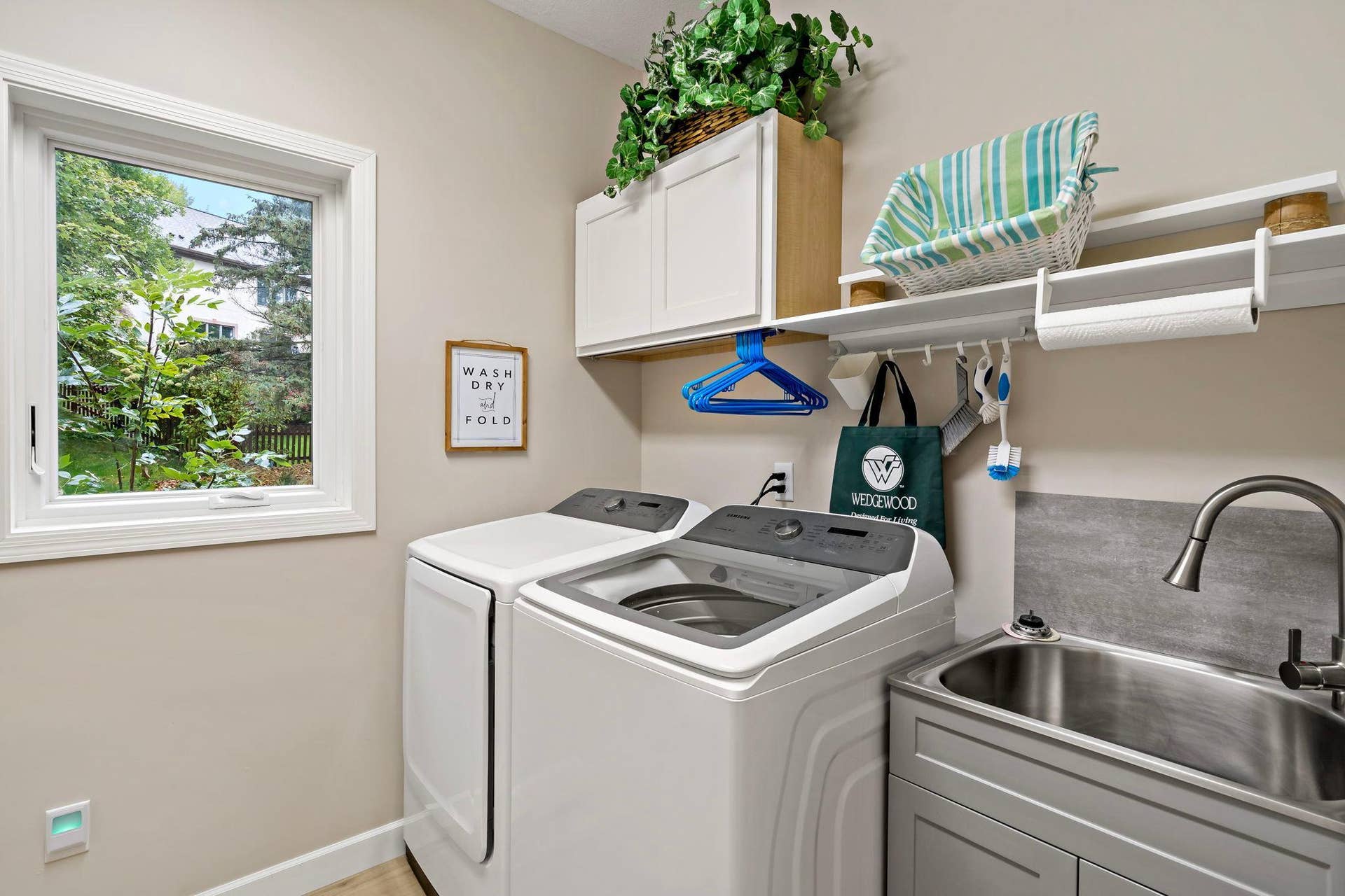 3402 Fairfax Lane, Woodbury, MN 55129 View of Main Floor Laundry Room from Service Entry