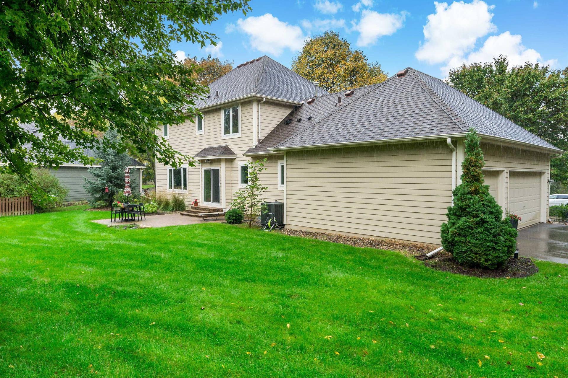 3402 Fairfax Lane, Woodbury, MN 55129 Exterior Backyard