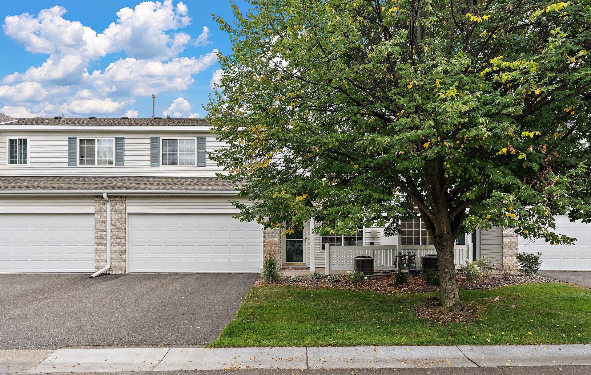 18034 69th Place N, Maple Grove, MN 55311 18034 69th Place N, Maple Grove, MN 55311