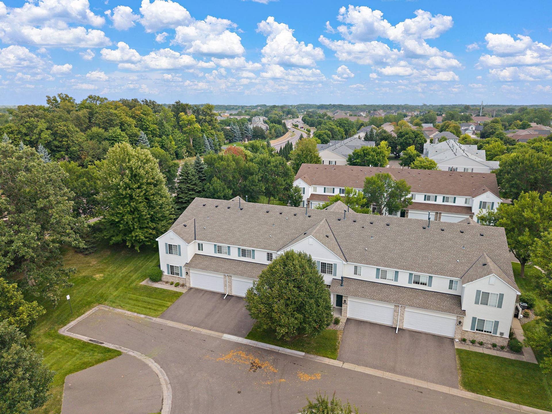 18034 69th Place N, Maple Grove, MN 55311 18034 69th Place N, Maple Grove, MN 55311