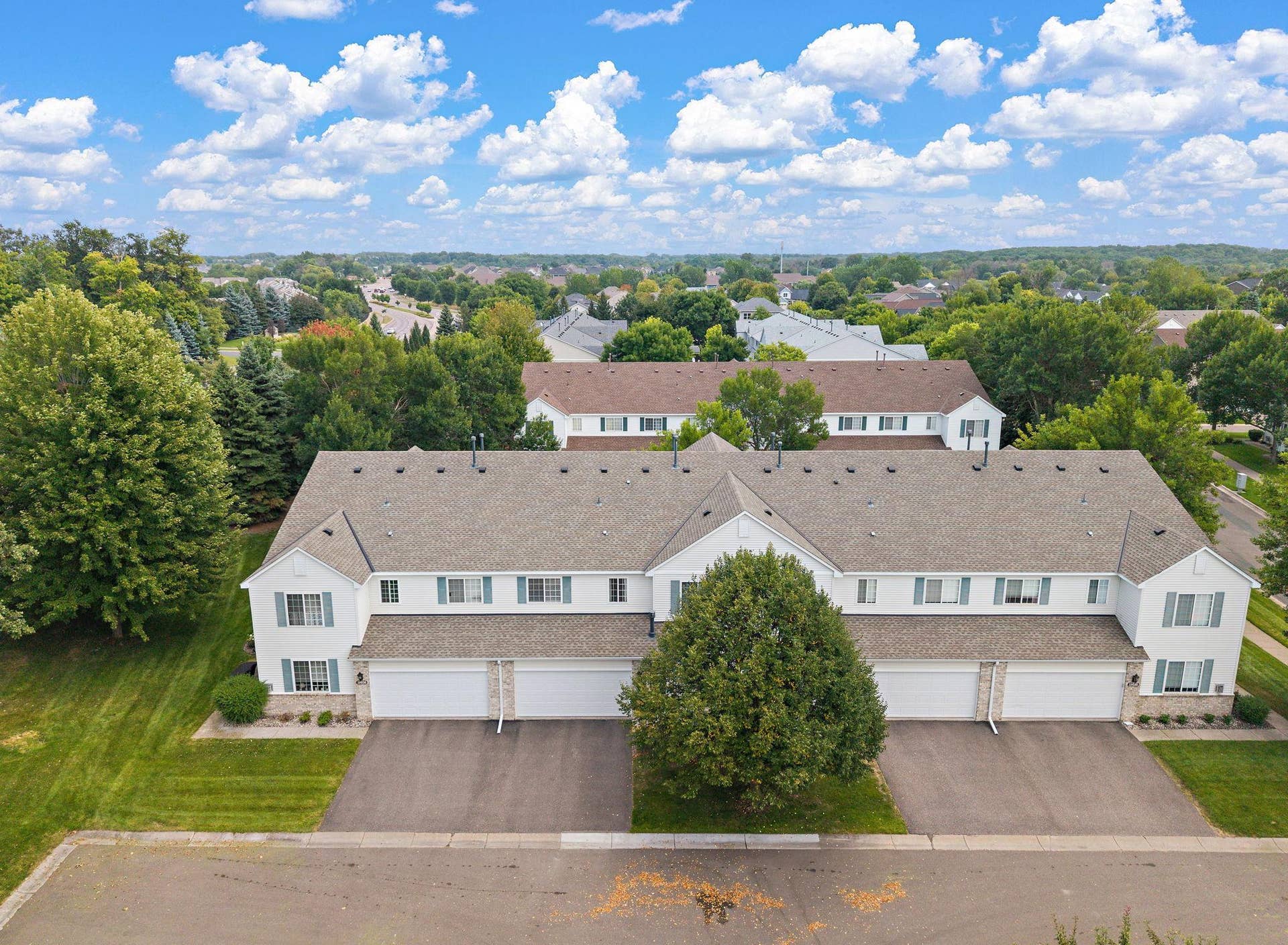 18034 69th Place N, Maple Grove, MN 55311 18034 69th Place N, Maple Grove, MN 55311