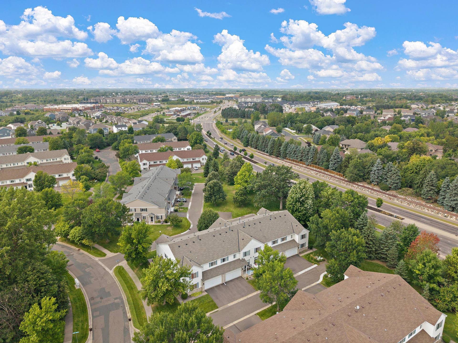 18034 69th Place N, Maple Grove, MN 55311 18034 69th Place N, Maple Grove, MN 55311