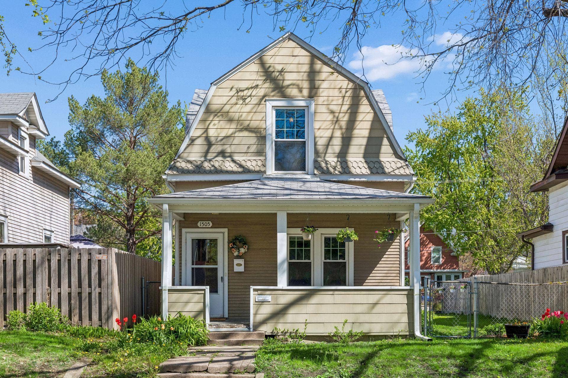 1505 Sherburne Avenue, 93, Saint Paul, MN 55104 1505 Sherburne Avenue - Front.jpg