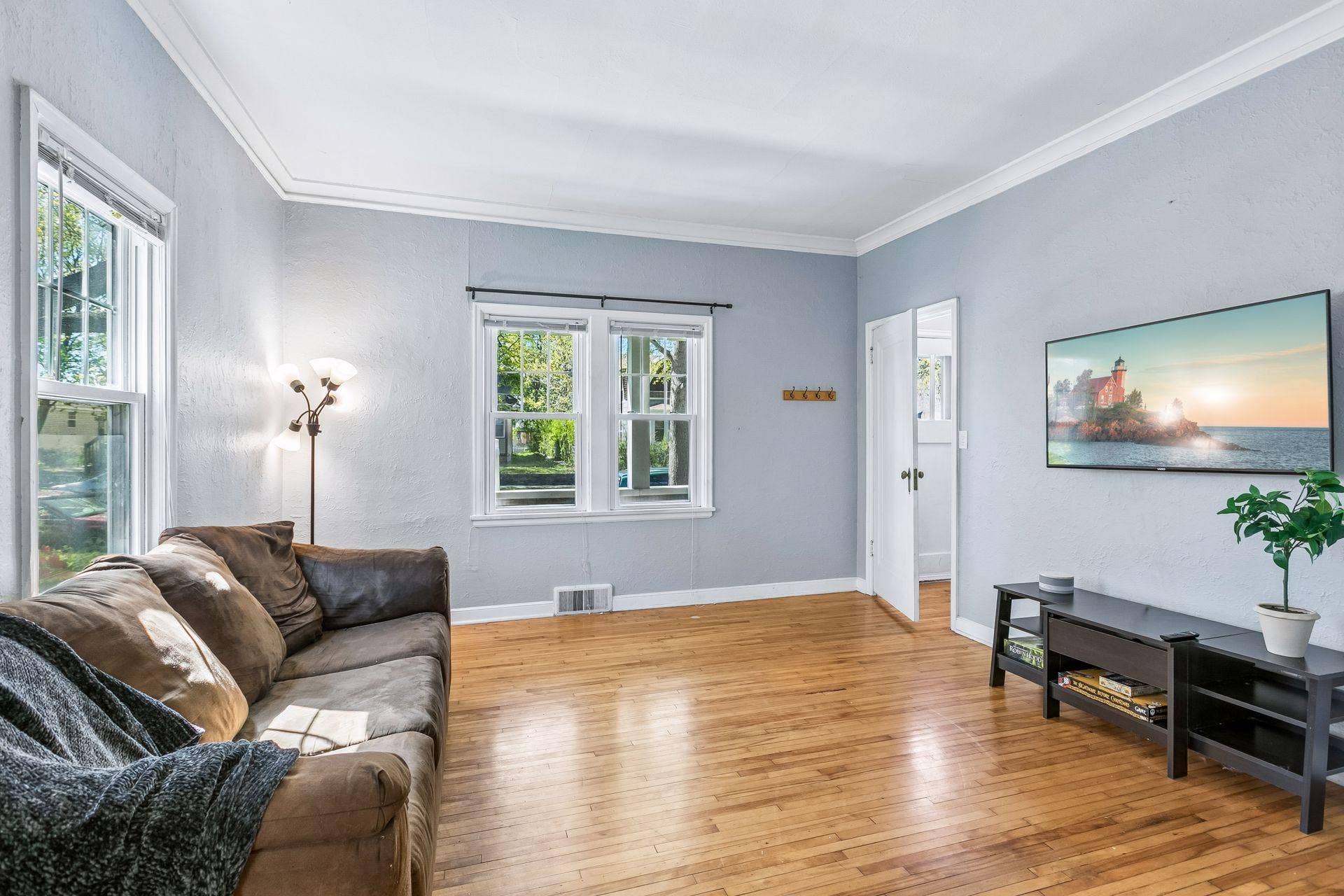 1505 Sherburne Avenue, 93, Saint Paul, MN 55104 1505 Sherburne Avenue - LR1.jpg