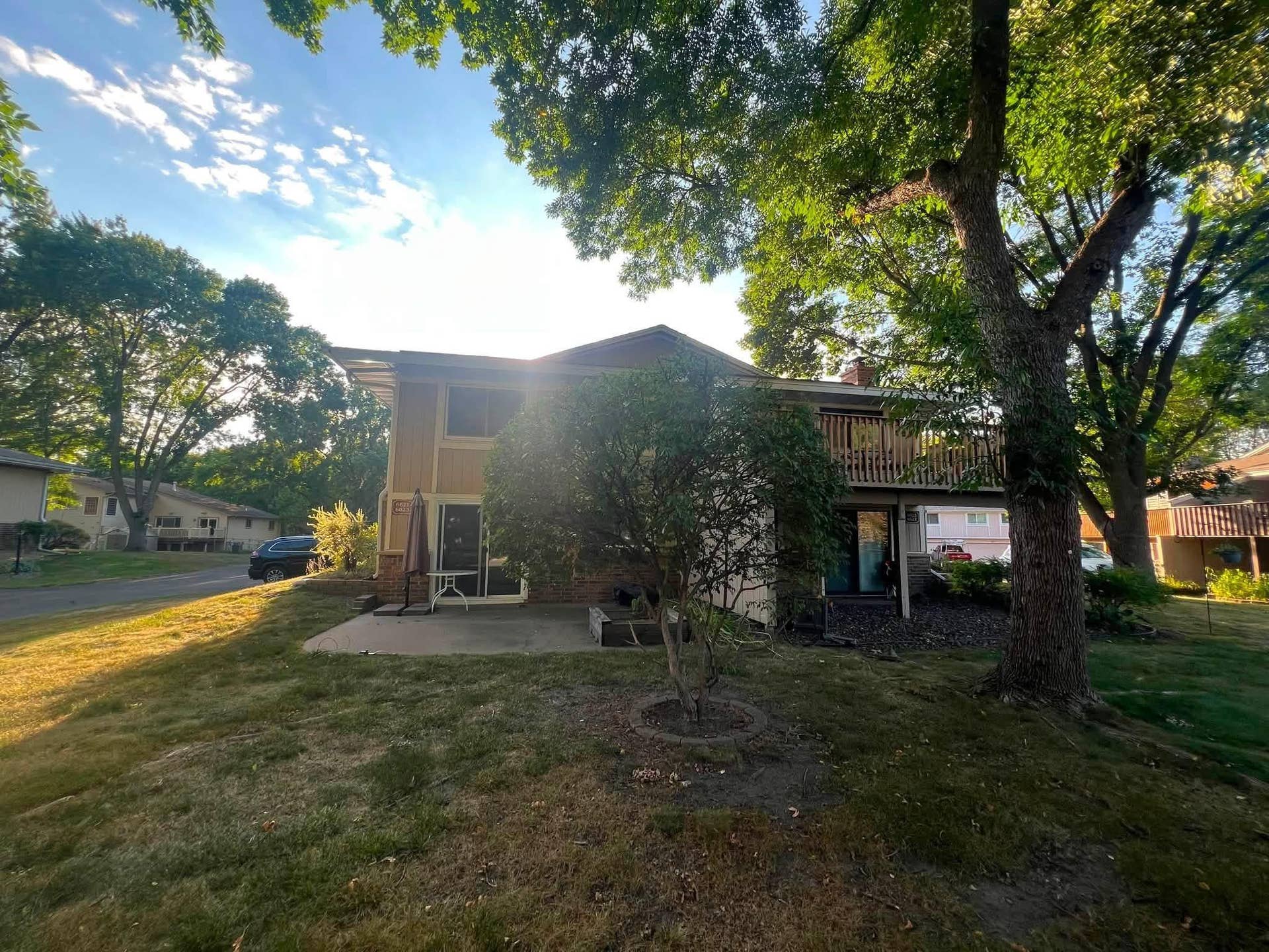 6623 Ives Lane N, Maple Grove, MN 55369 6623 Ives Lane N, Maple Grove, MN 55369