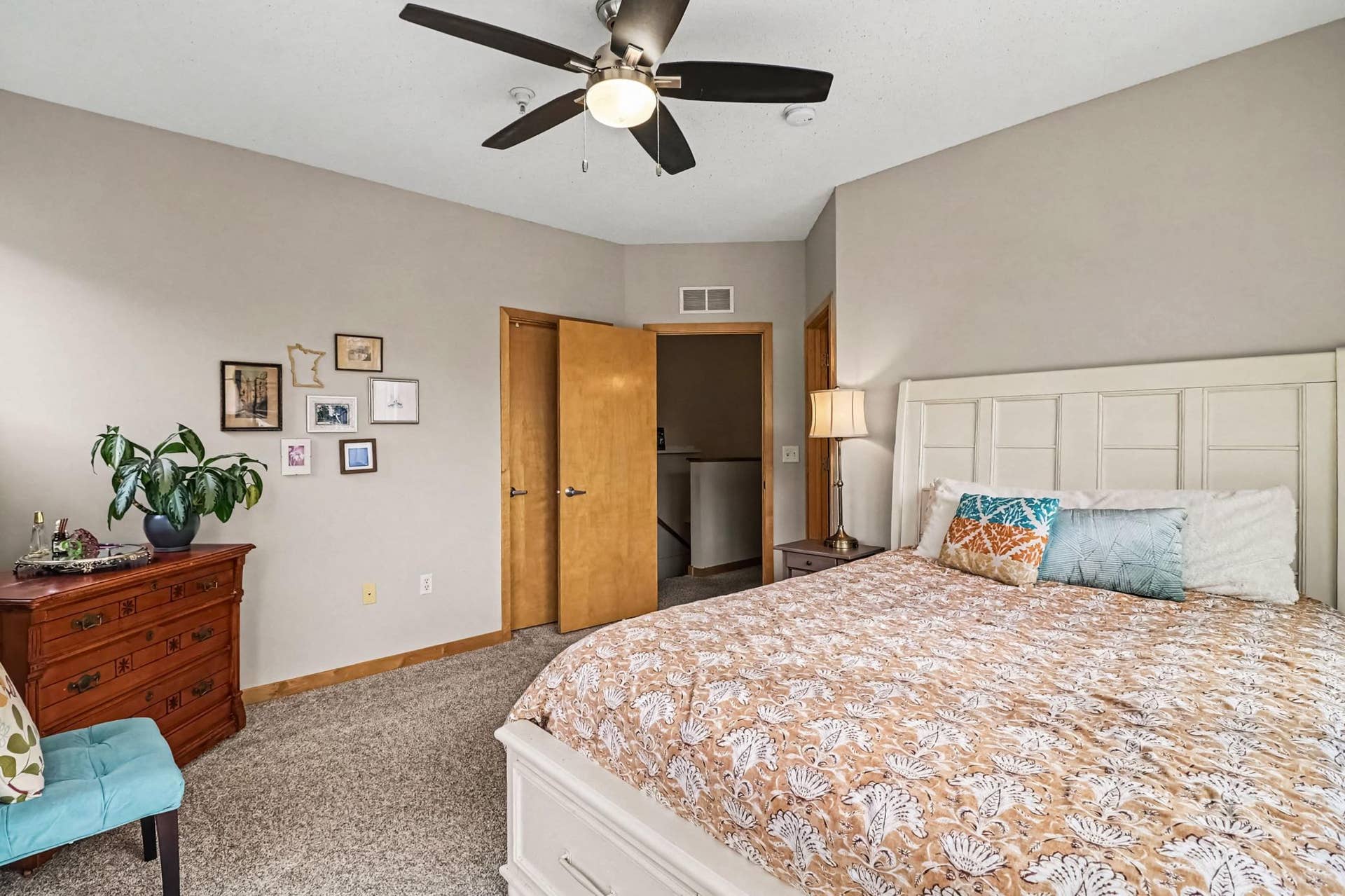 Primary Bedroom -upper level