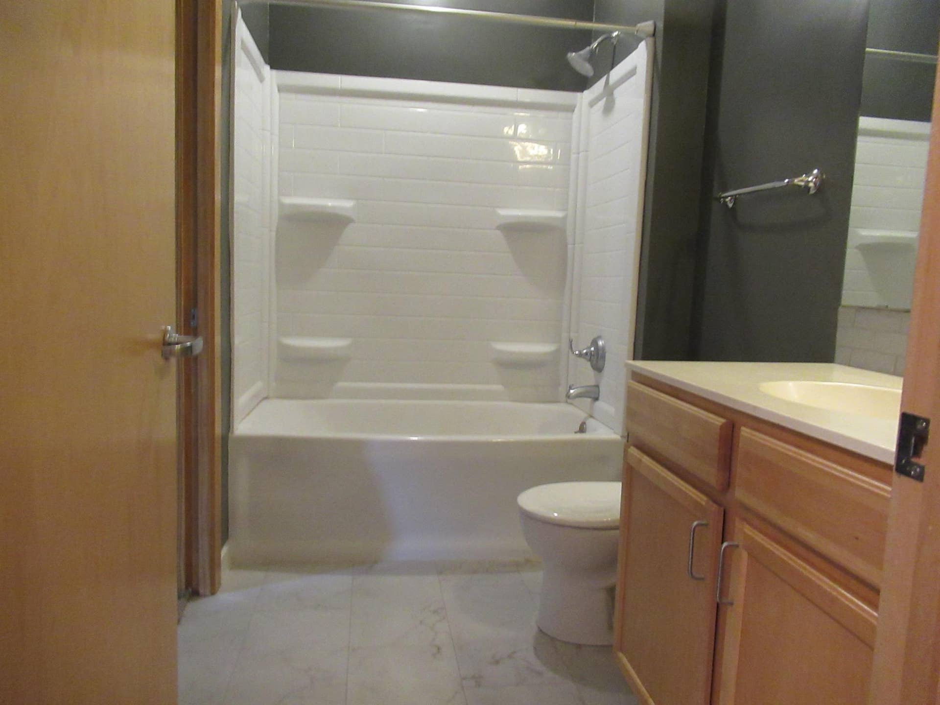 15 E Franklin Avenue, #313, 84, Minneapolis, MN 55404
