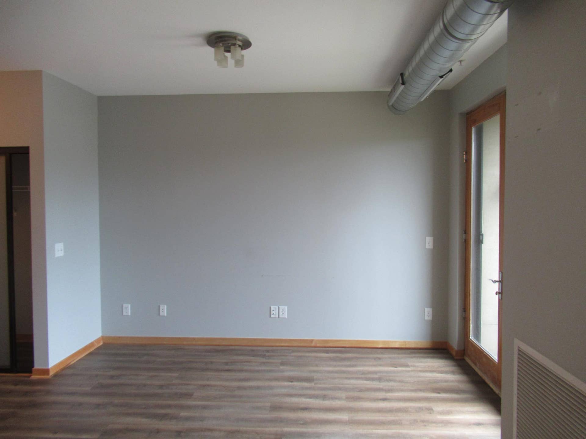 15 E Franklin Avenue, #313, 84, Minneapolis, MN 55404