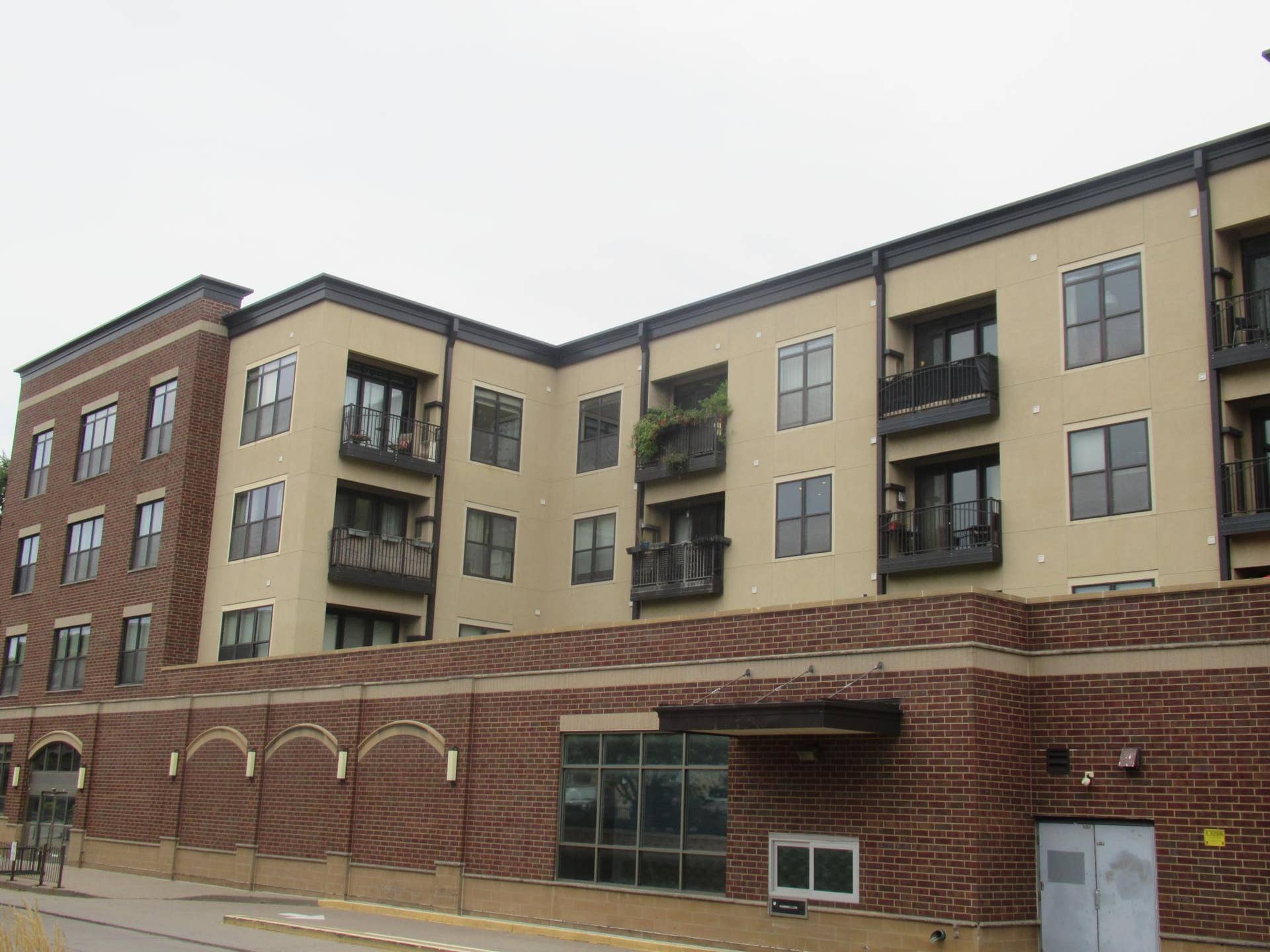 15 E Franklin Avenue, #313, 84, Minneapolis, MN 55404