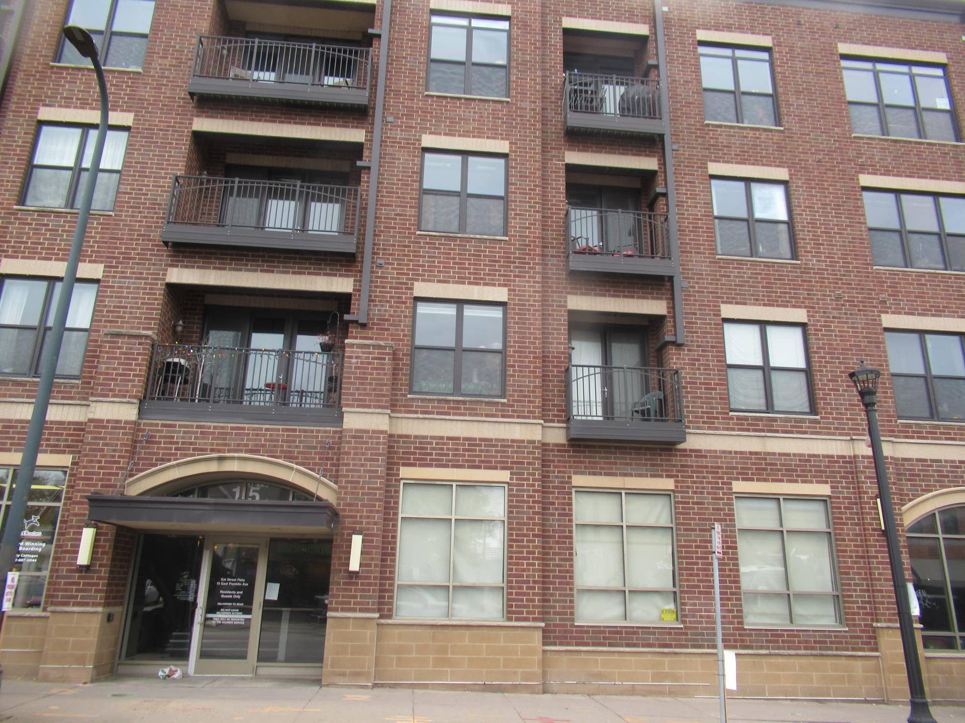15 E Franklin Avenue, #313, 84, Minneapolis, MN 55404